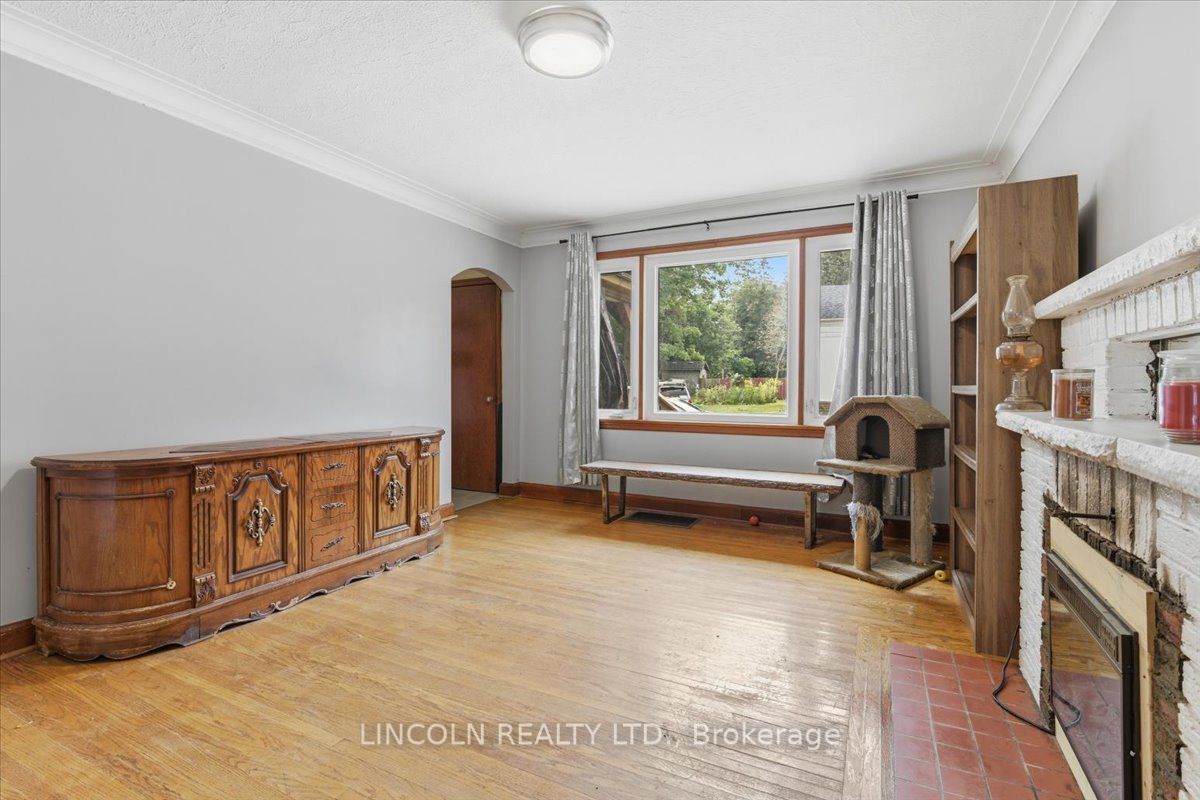 3 Brown Street Property Photo 6