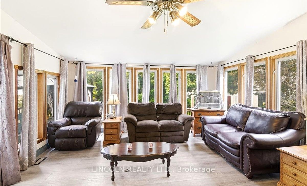 3 Brown Street Property Photo 11