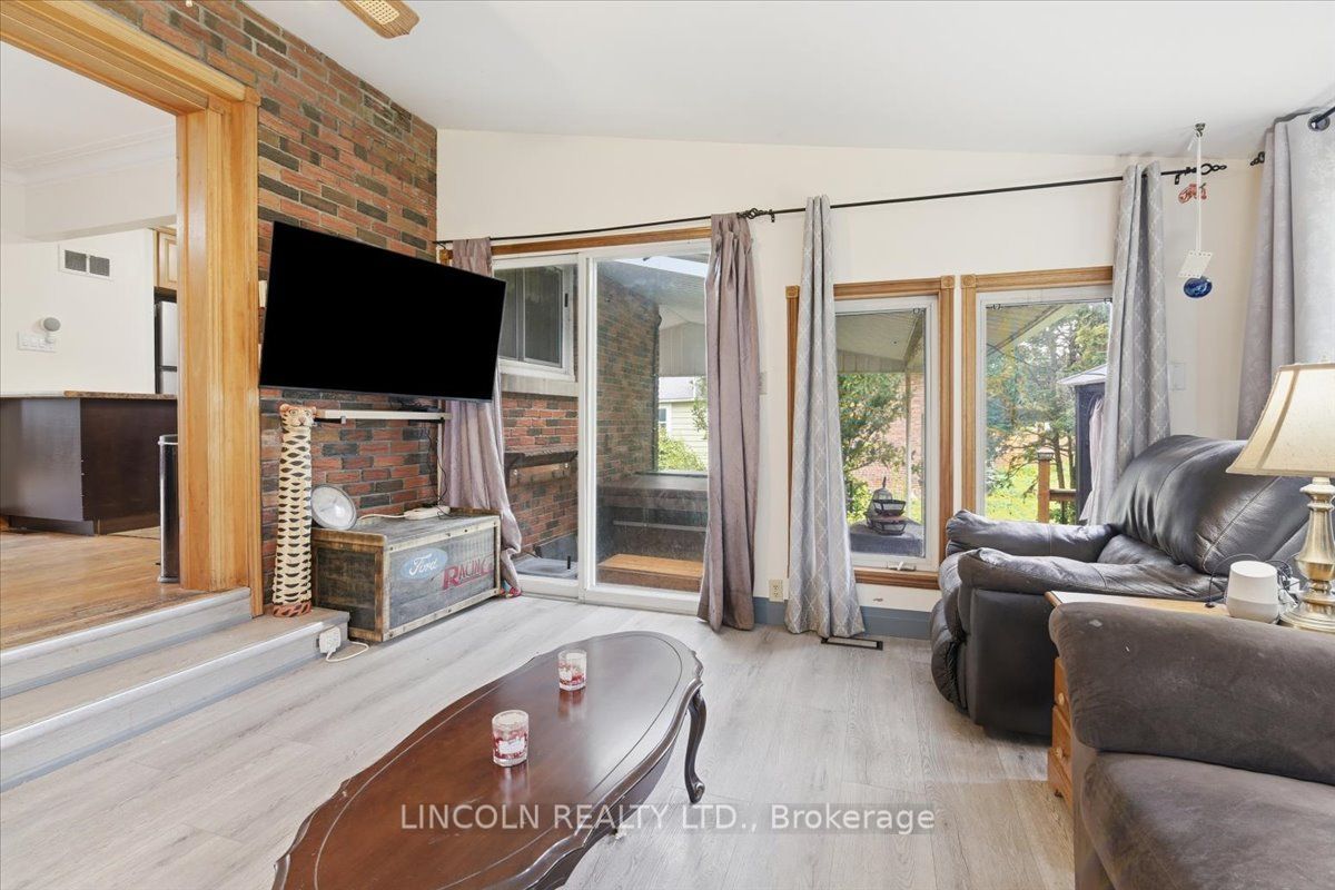 3 Brown Street Property Photo 12