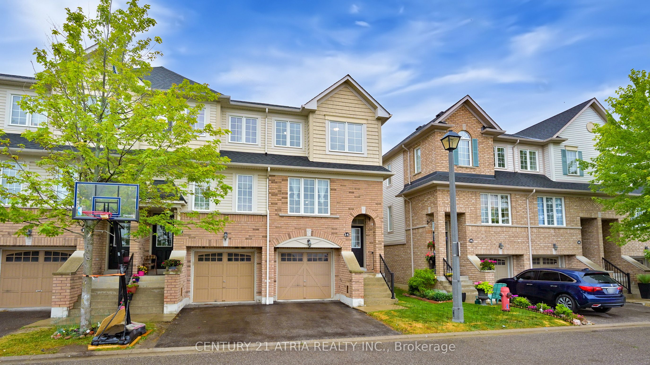 14 Lavan Lane 63 Property Photo 1