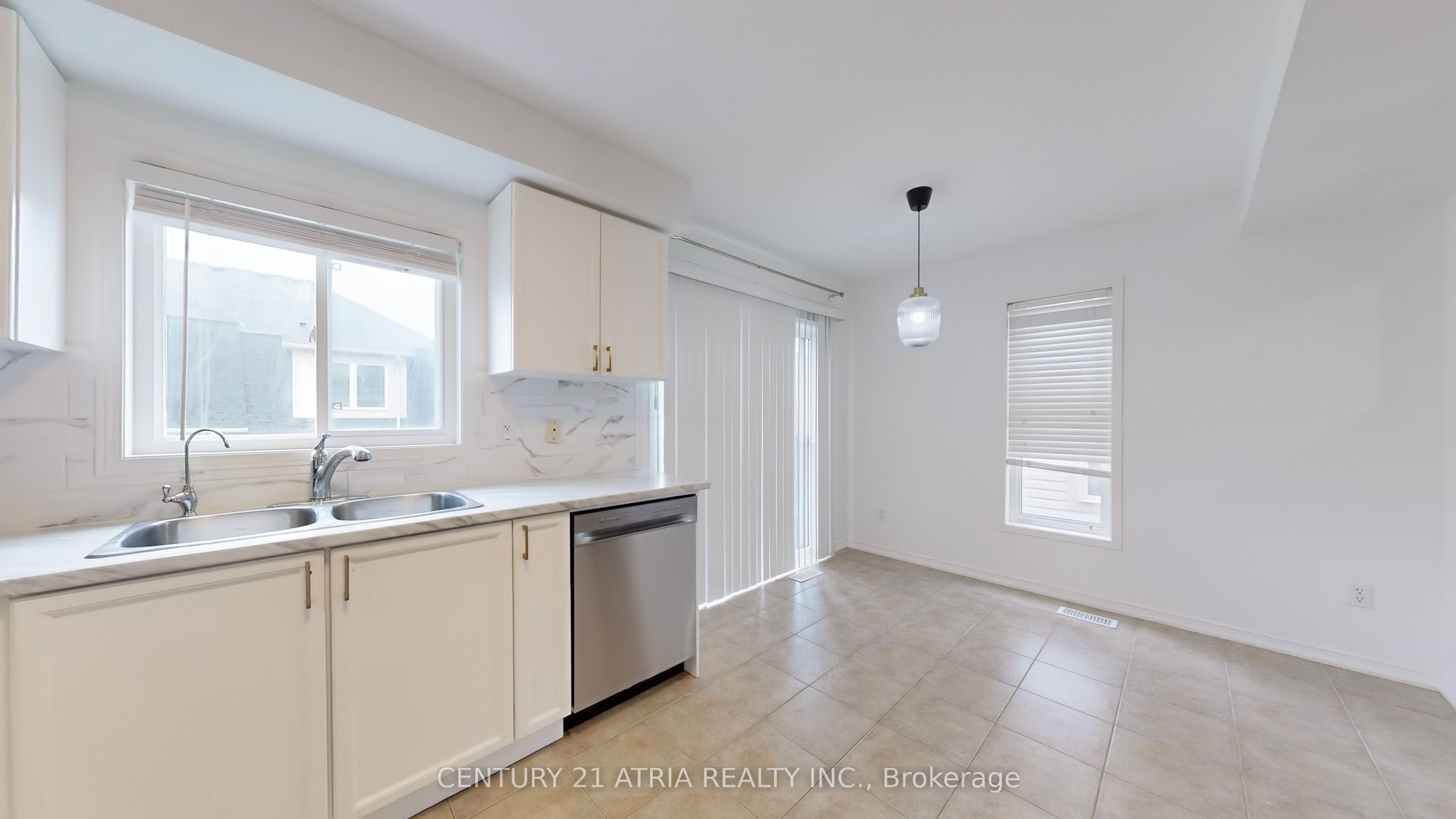 14 Lavan Lane 63 Property Photo 13