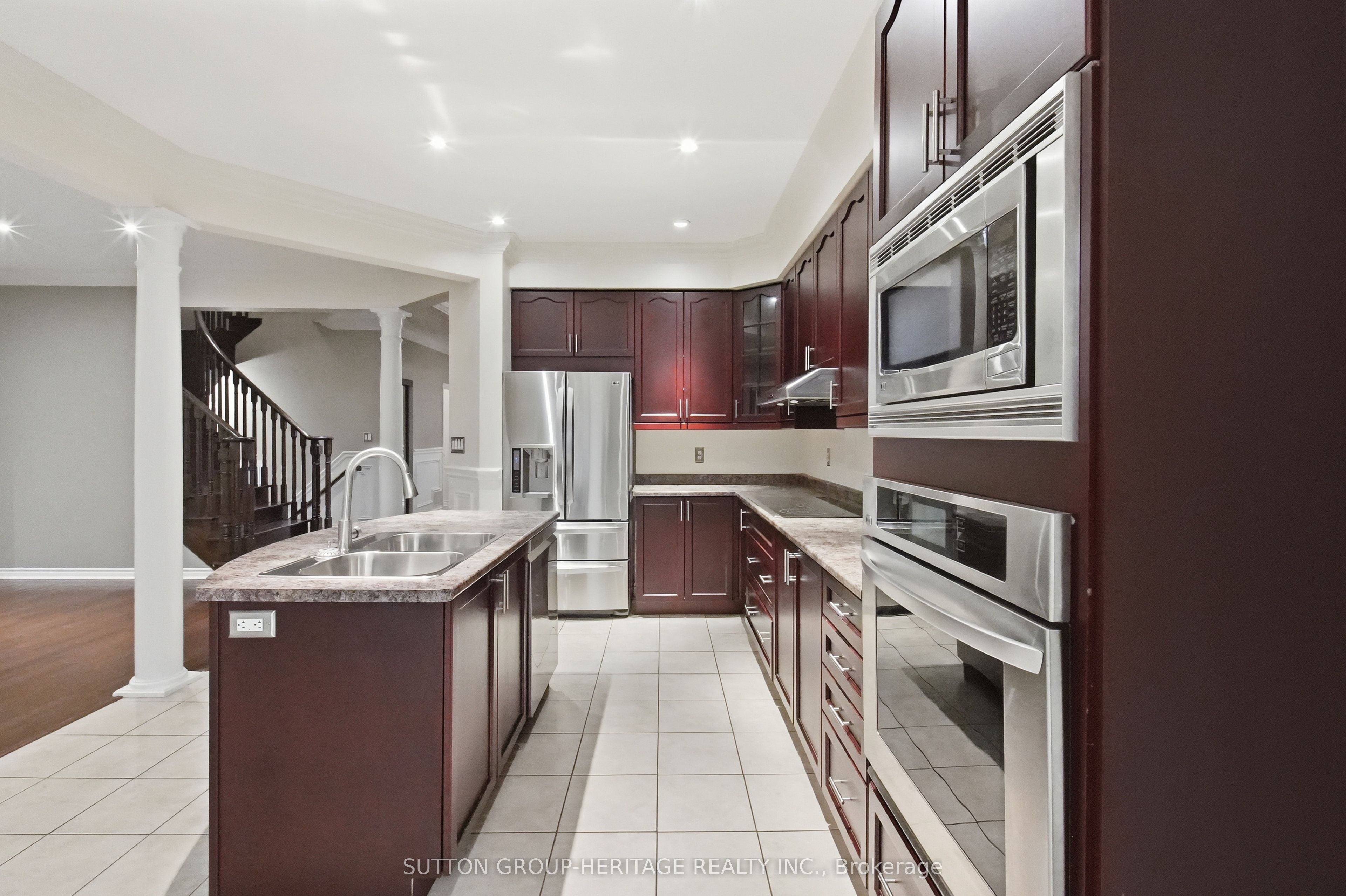 16 Shrewsbury Drive Property Photo 12