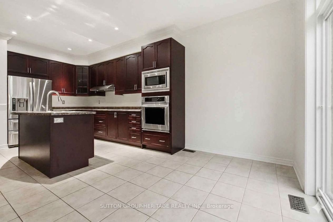 16 Shrewsbury Drive Property Photo 14