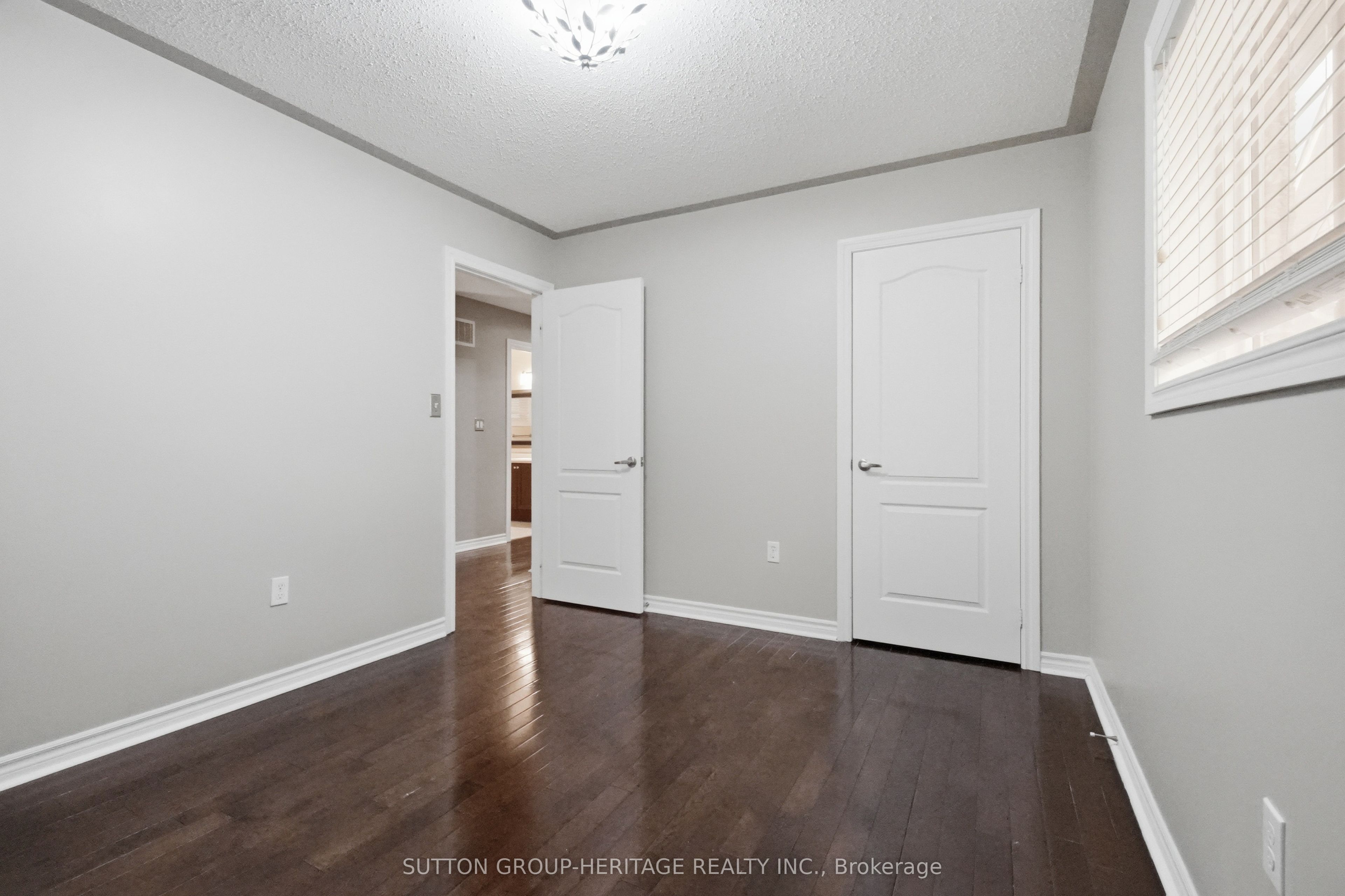 16 Shrewsbury Drive Property Photo 31