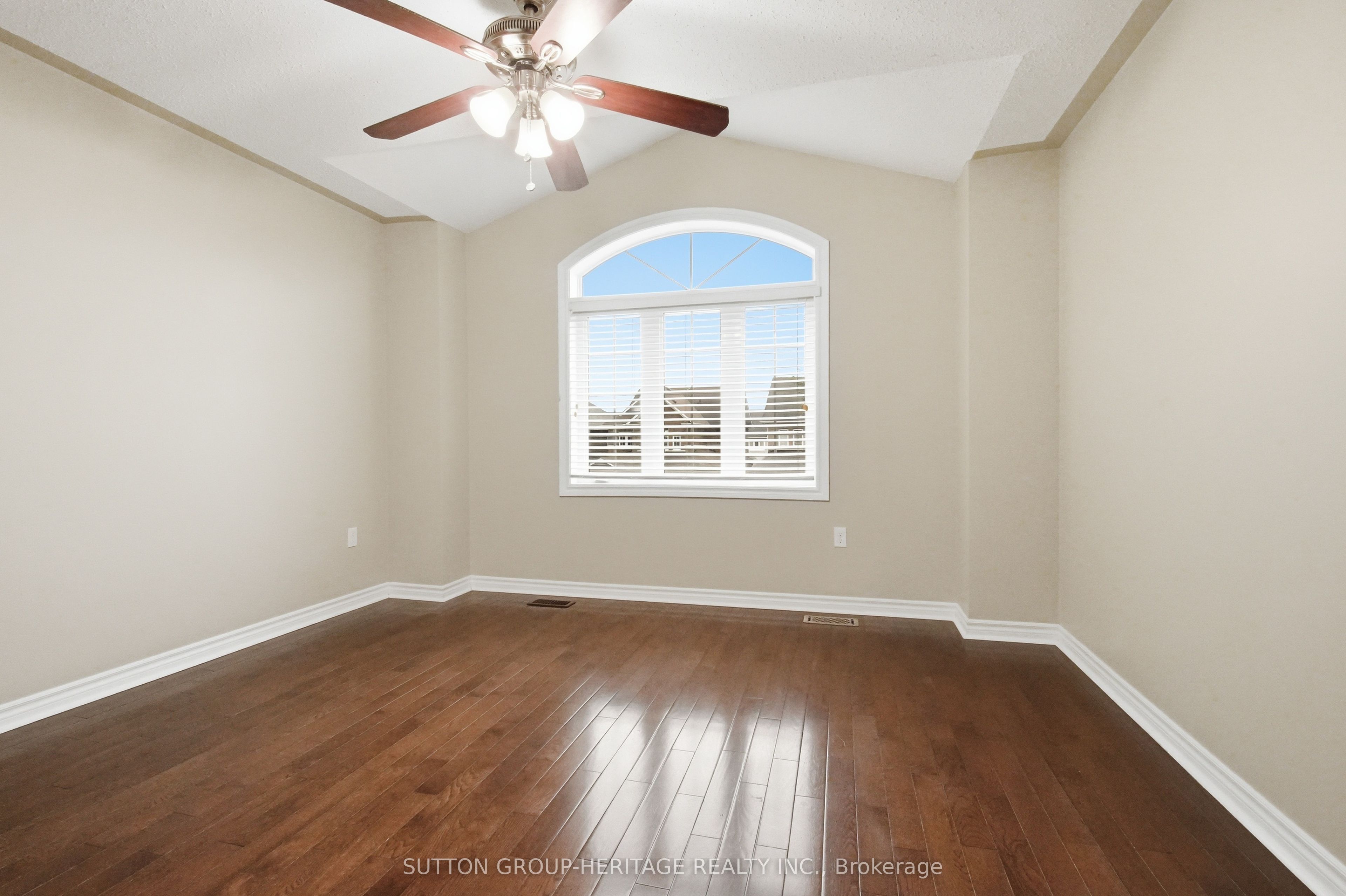 16 Shrewsbury Drive Property Photo 35