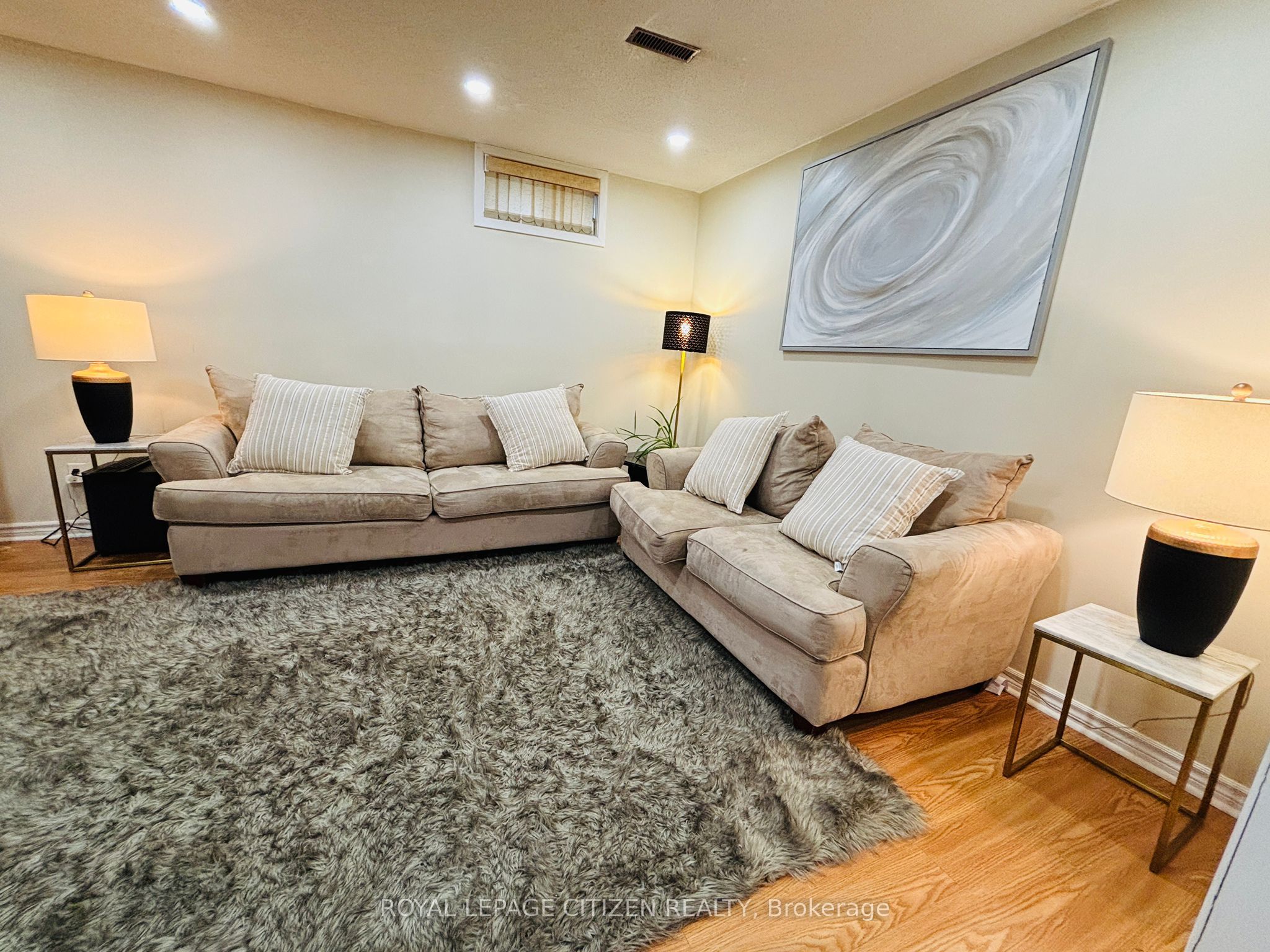 229 Glen Hill Drive Property Photo 3