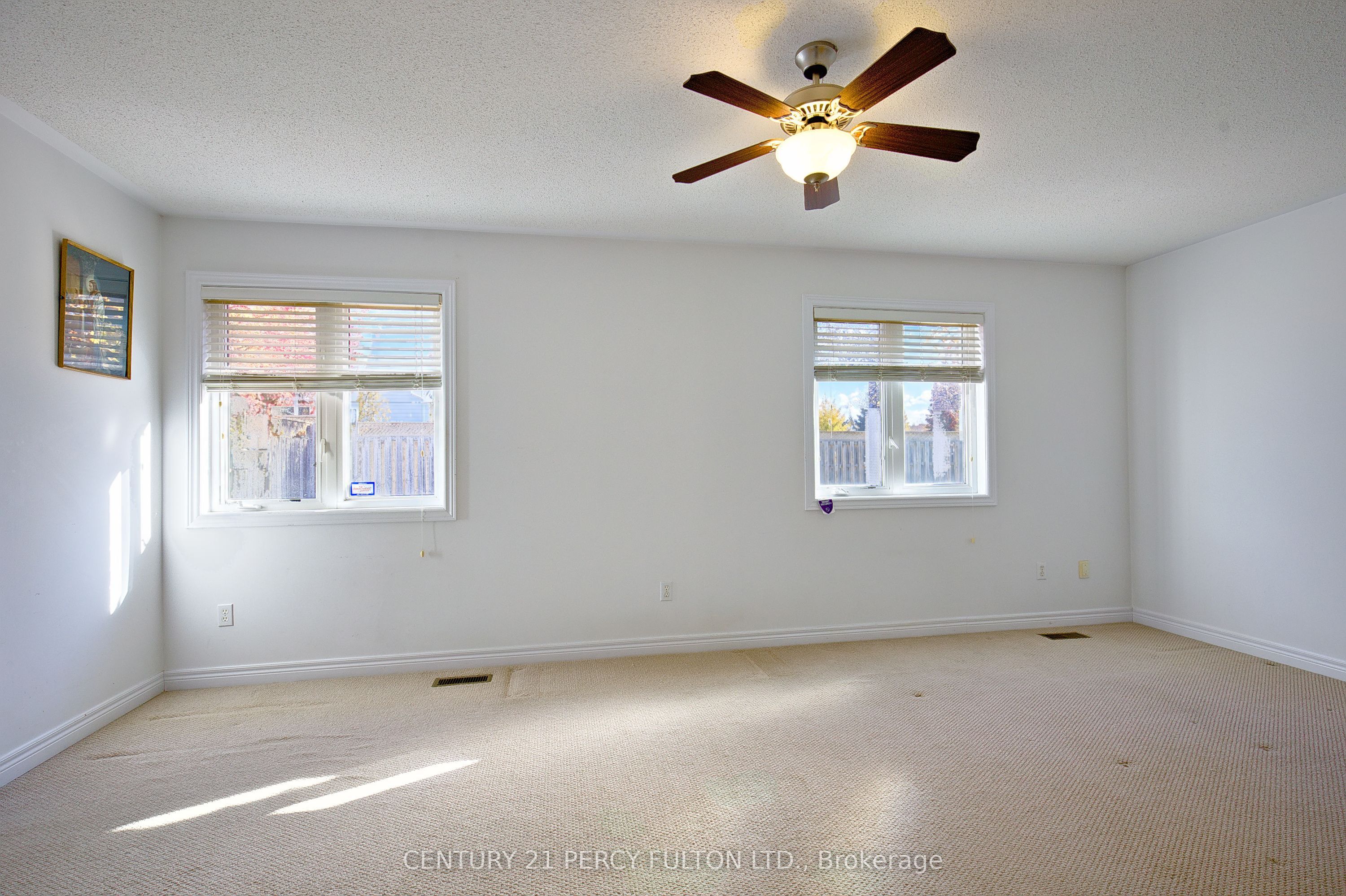7 Bridlewood Boulevard Property Photo 15