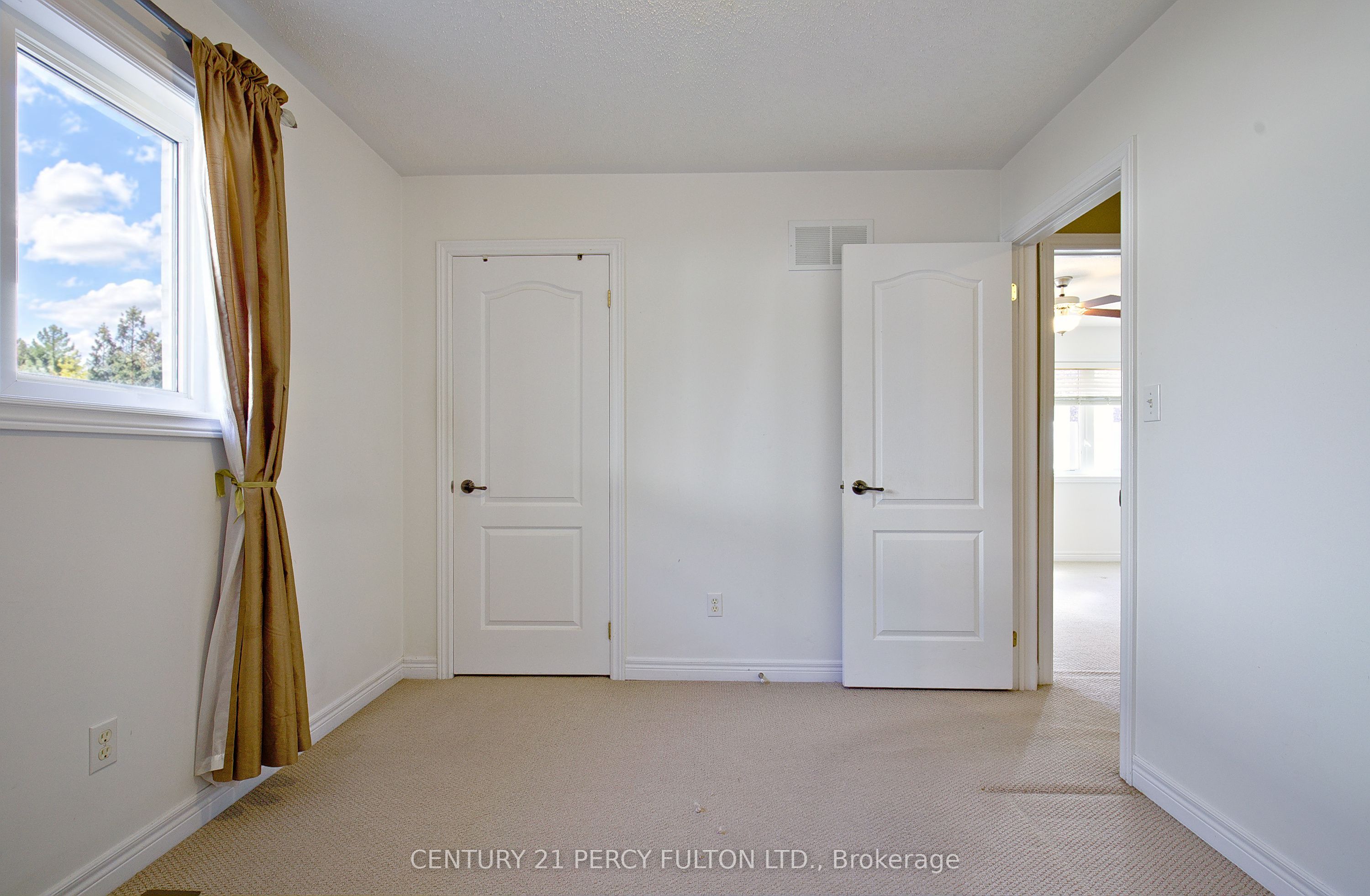 7 Bridlewood Boulevard Property Photo 22