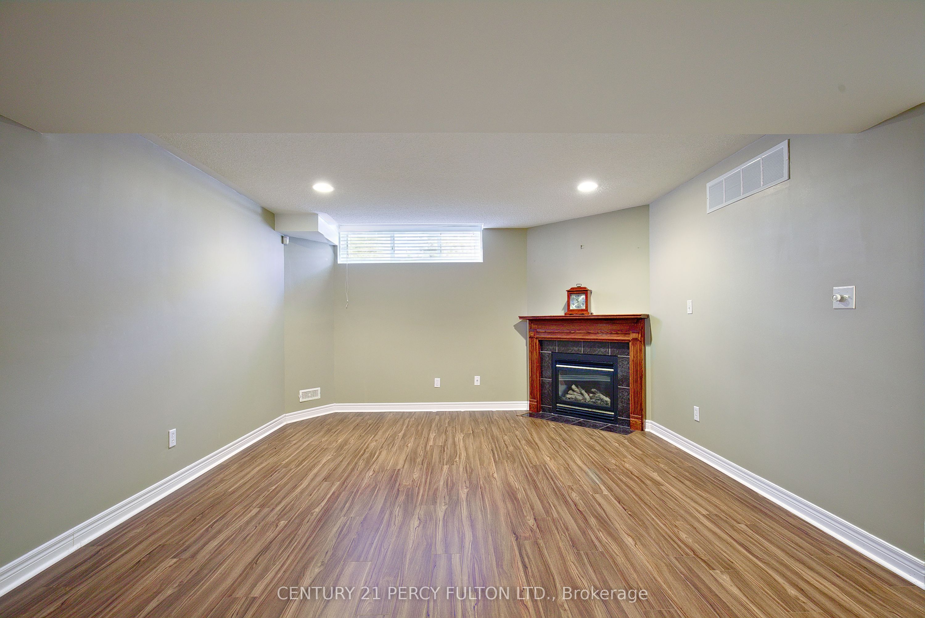 7 Bridlewood Boulevard Property Photo 25