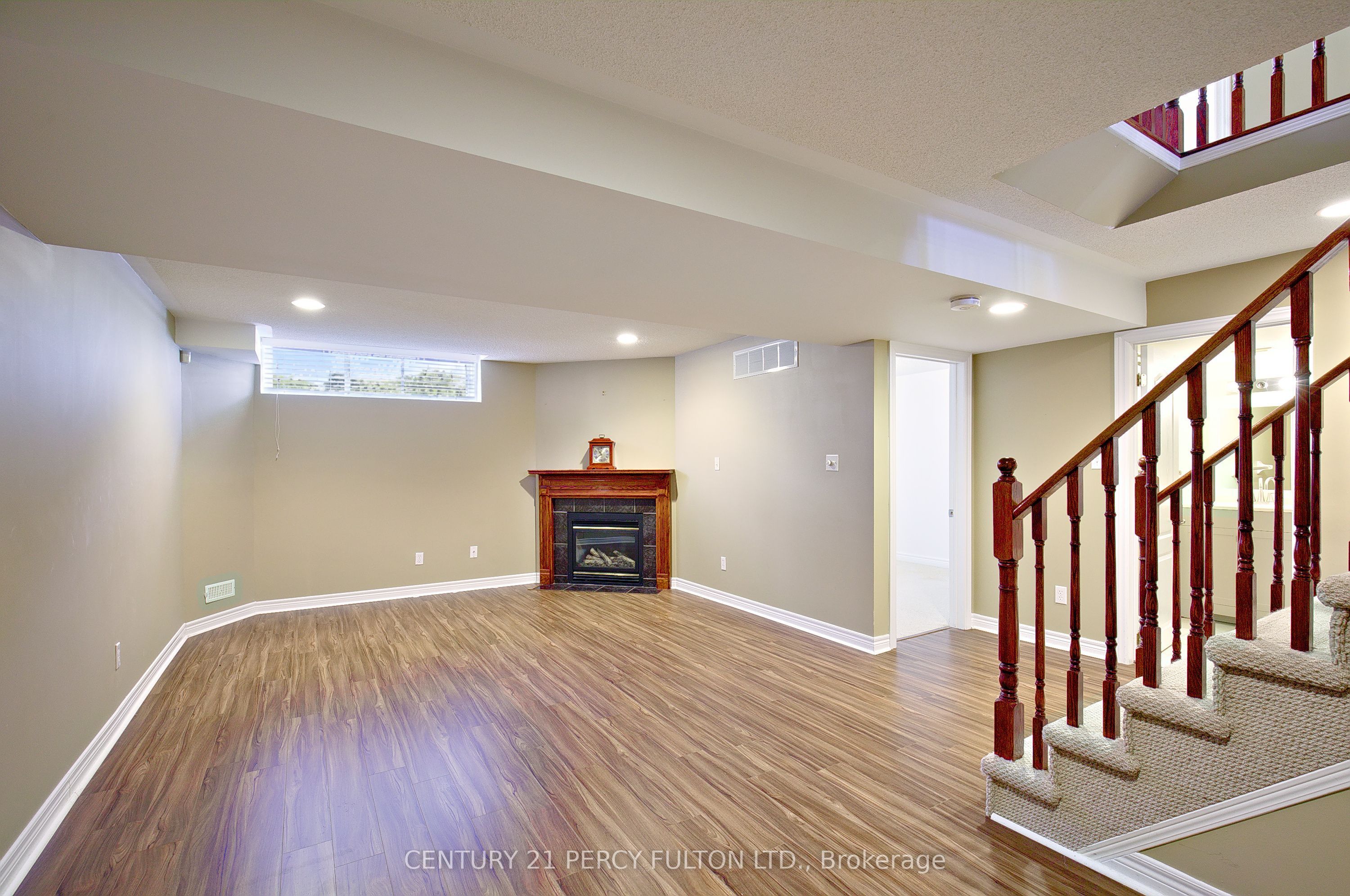 7 Bridlewood Boulevard Property Photo 26