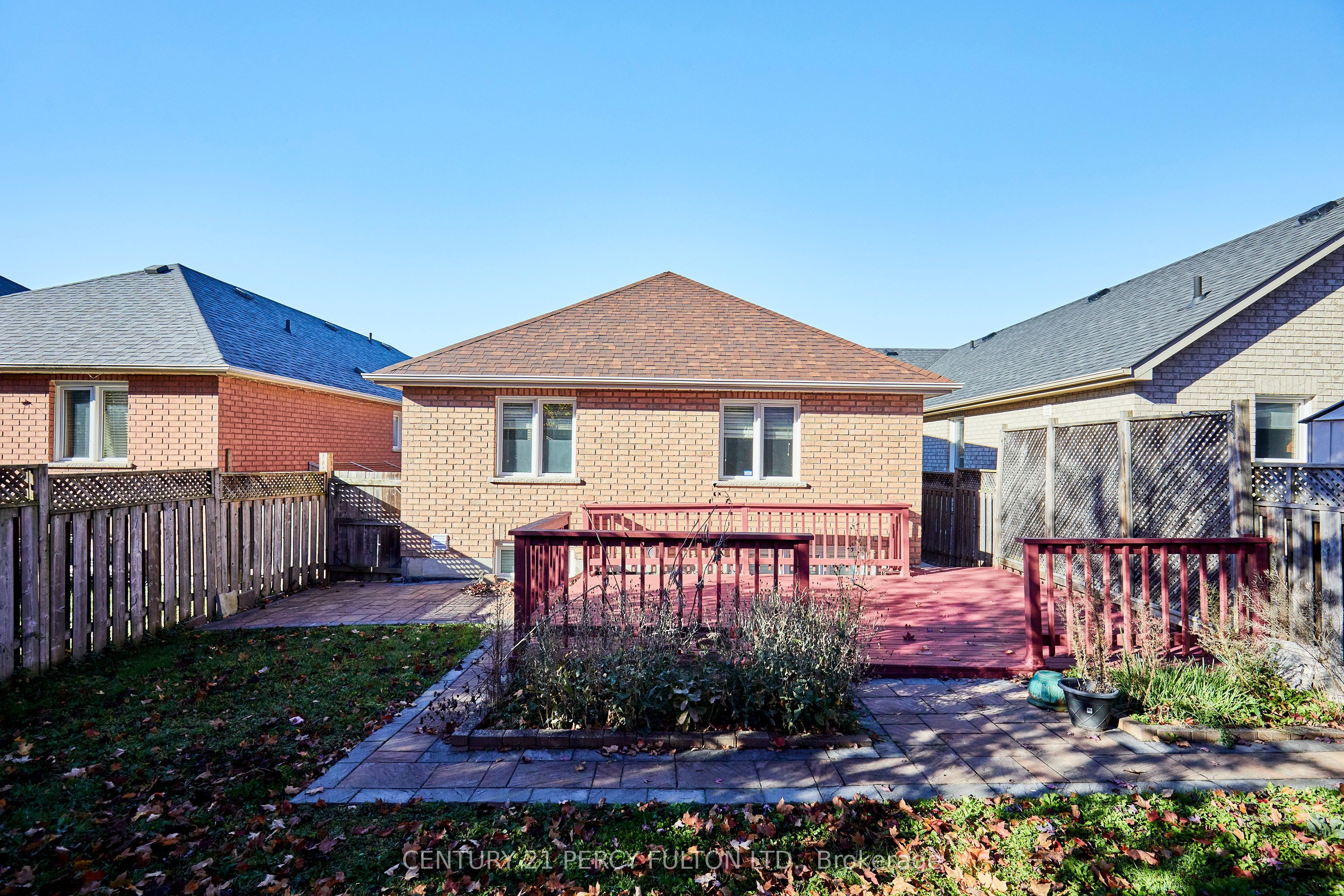 7 Bridlewood Boulevard Property Photo 41