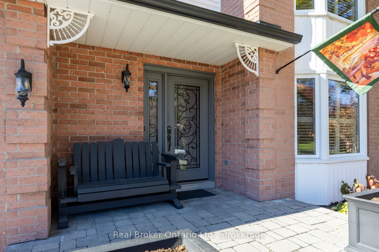 550 Crimson Court Property Photo 6