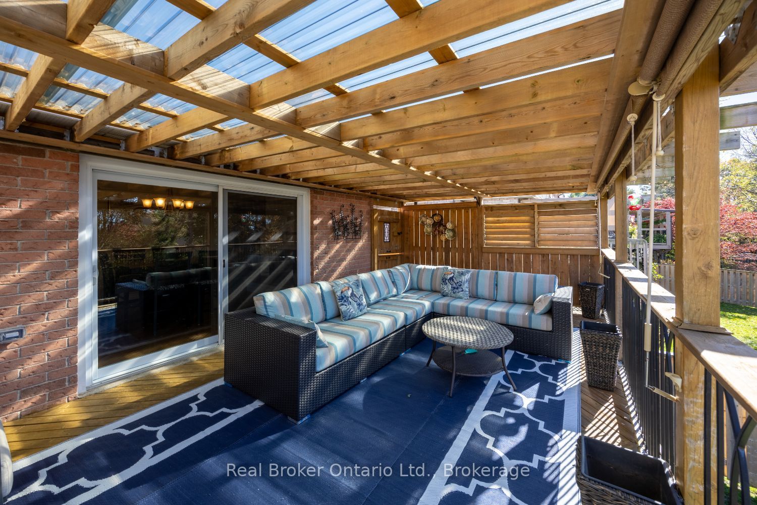 550 Crimson Court Property Photo 23