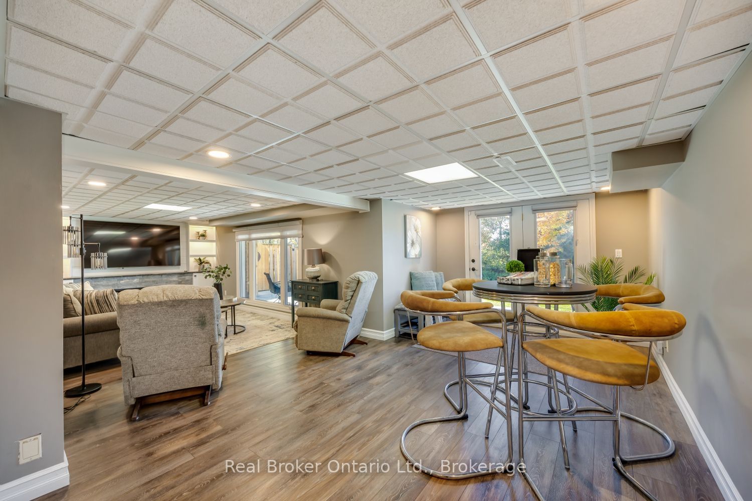 550 Crimson Court Property Photo 30