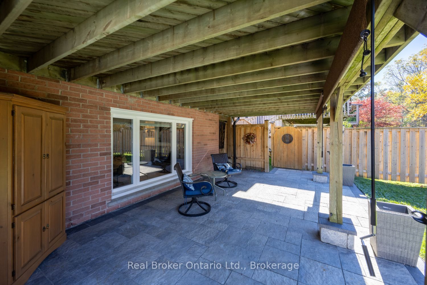 550 Crimson Court Property Photo 37