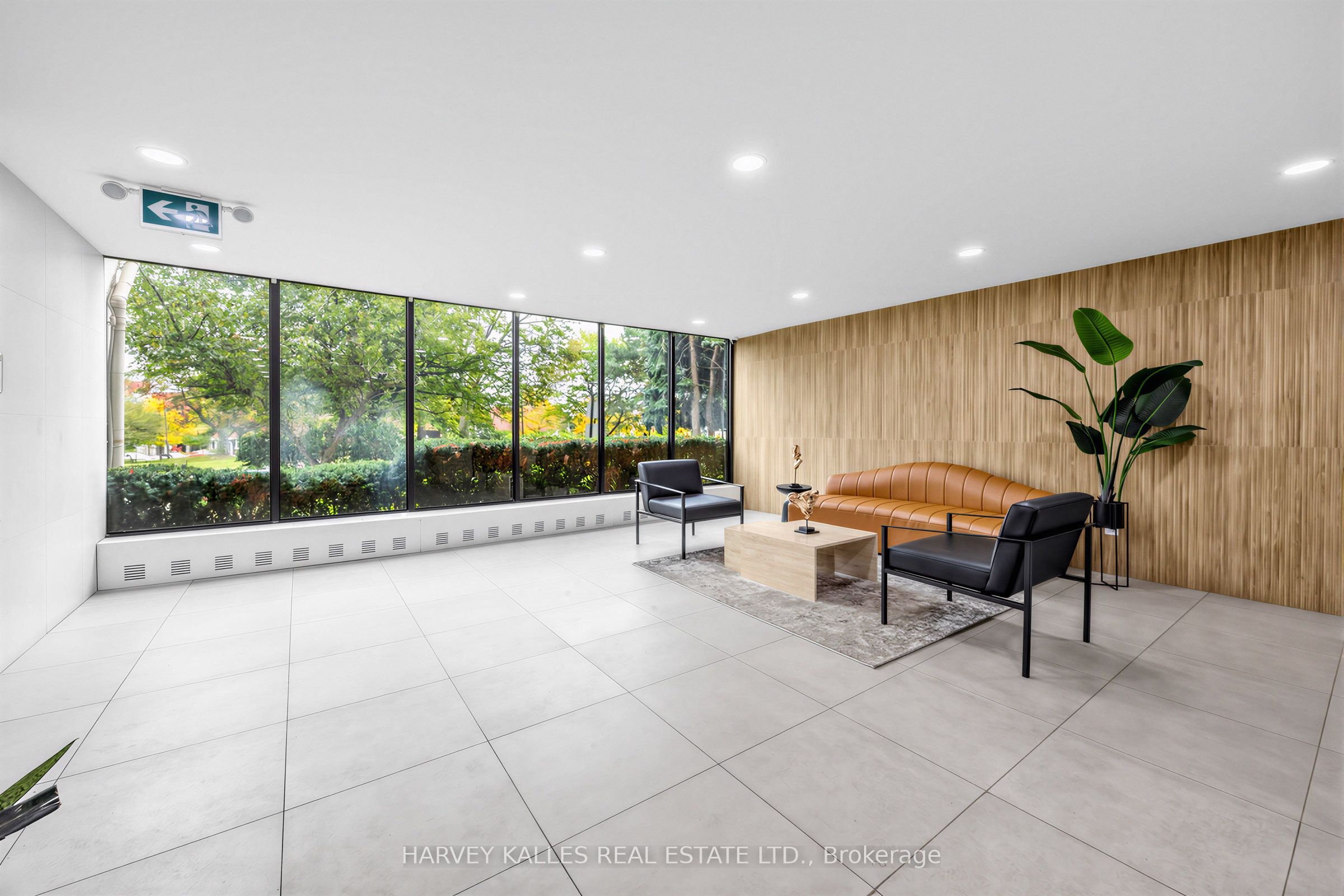 100 Echo Point 1801 Property Photo 2