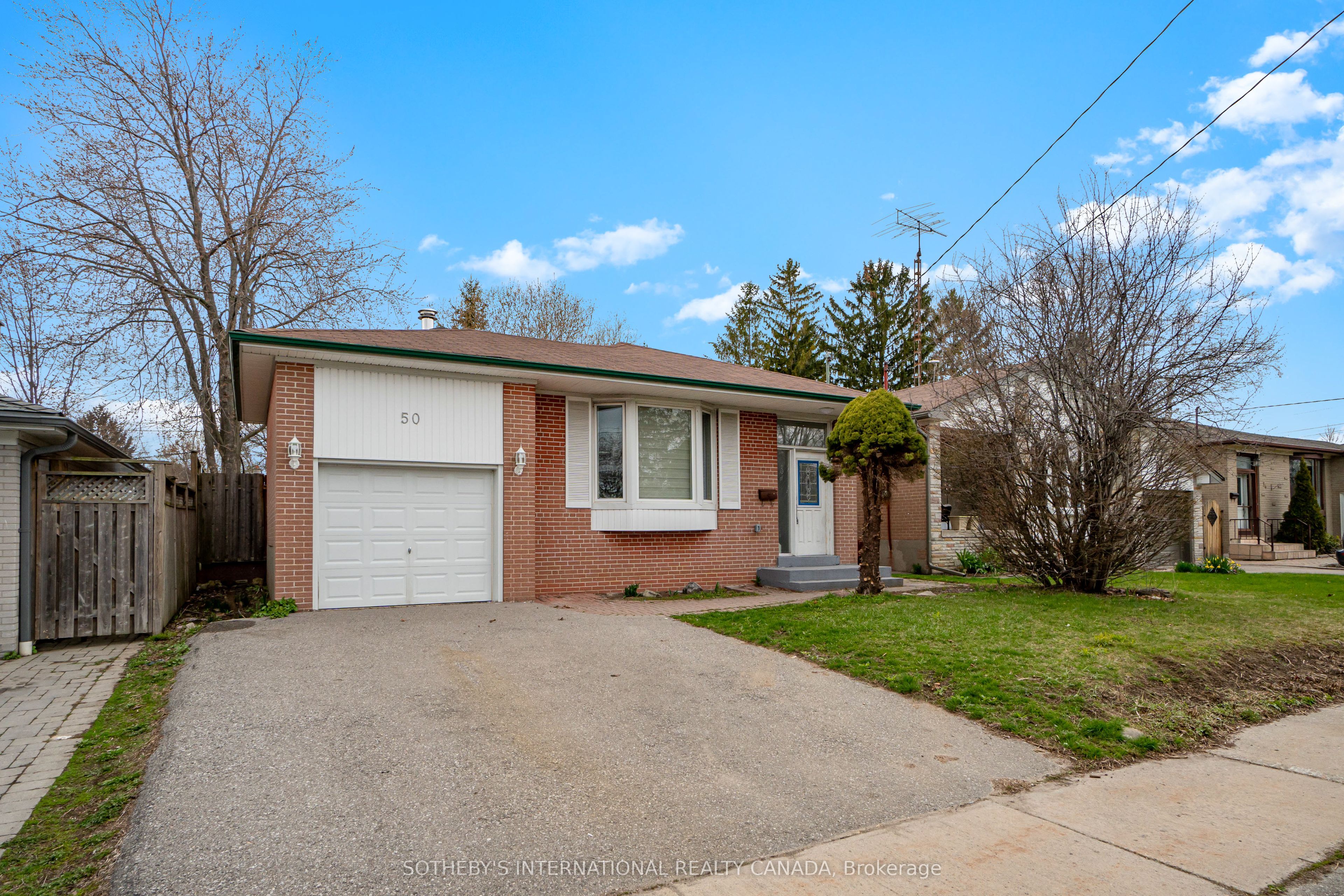 50 Ravenview Drive Property Photo 1