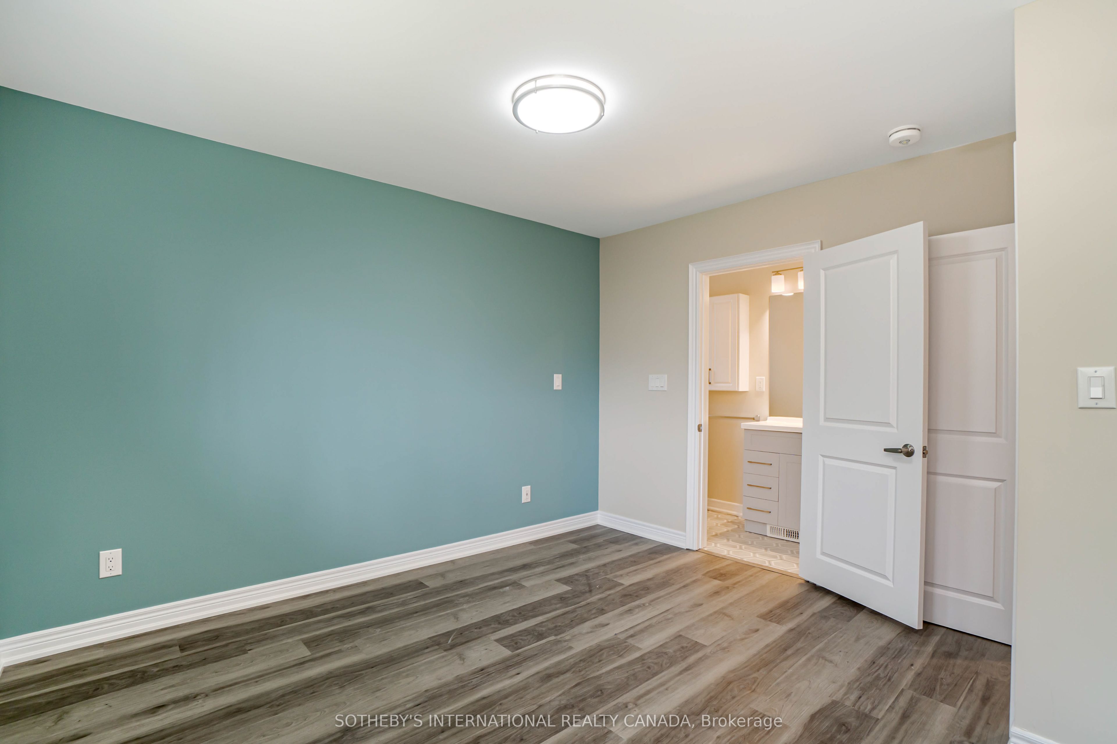 50 Ravenview Drive Property Photo 9