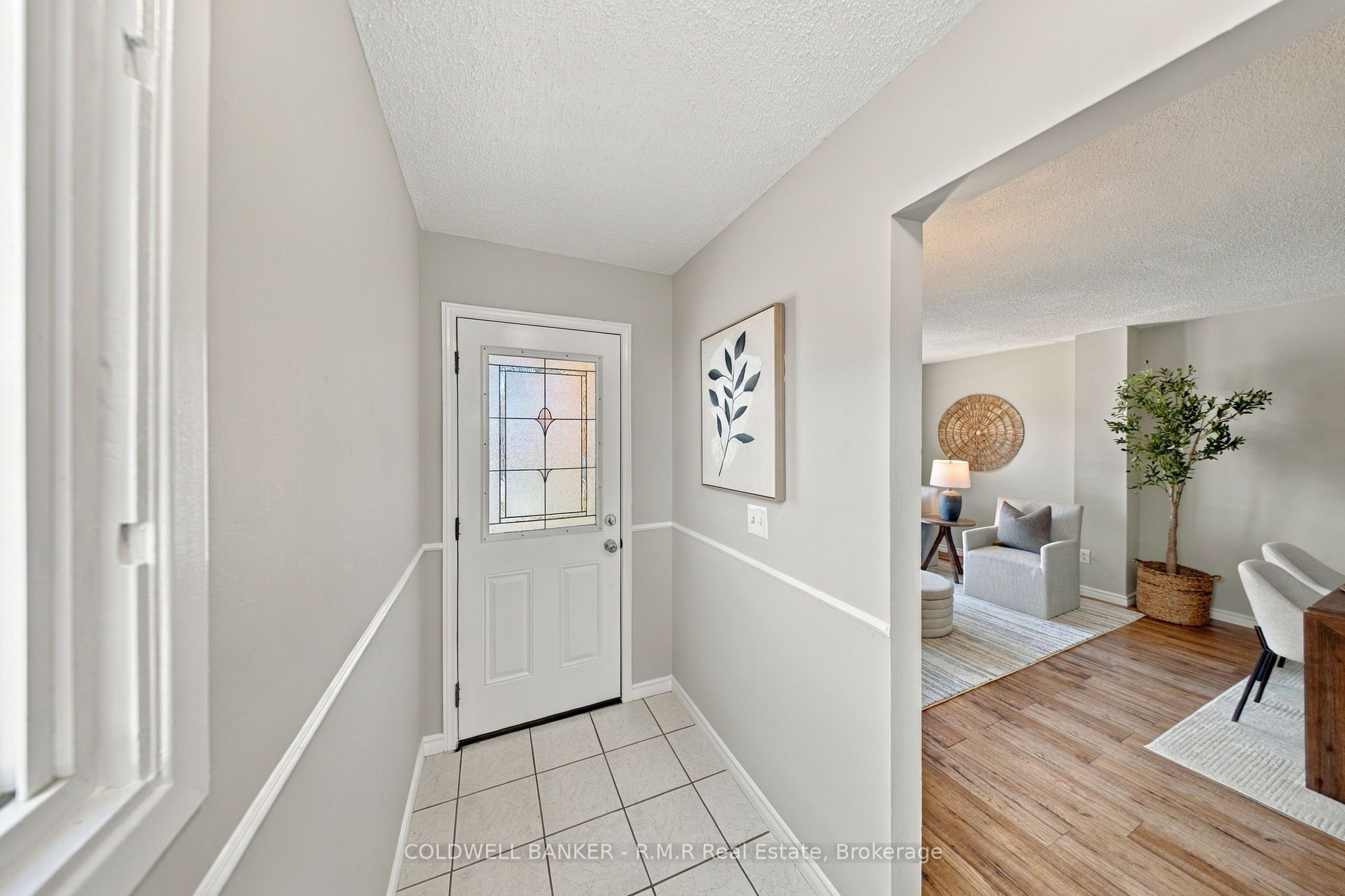 152 Londonderry Street Property Photo 3