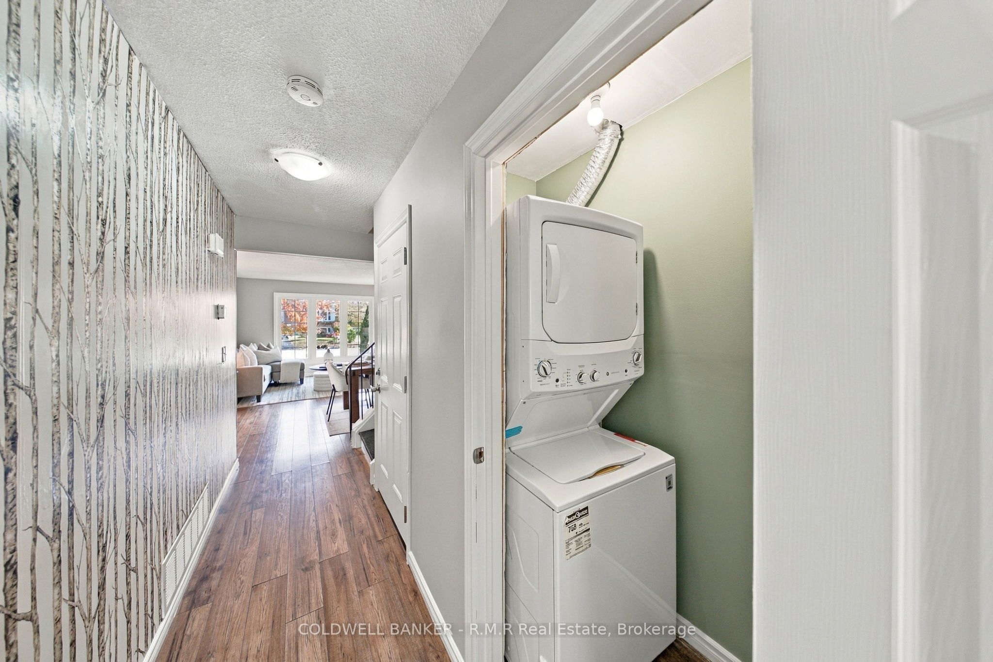 152 Londonderry Street Property Photo 7
