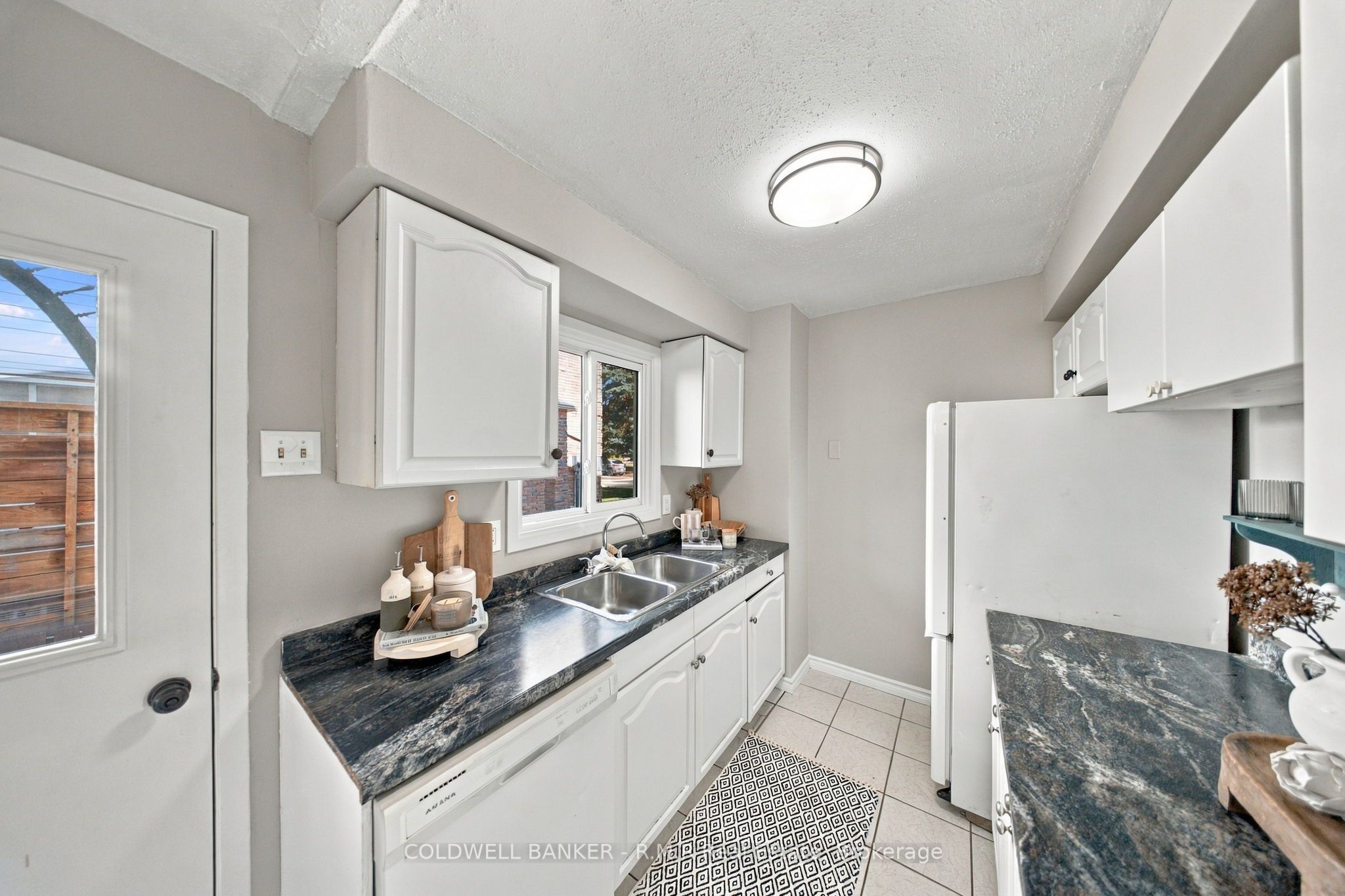 152 Londonderry Street Property Photo 15