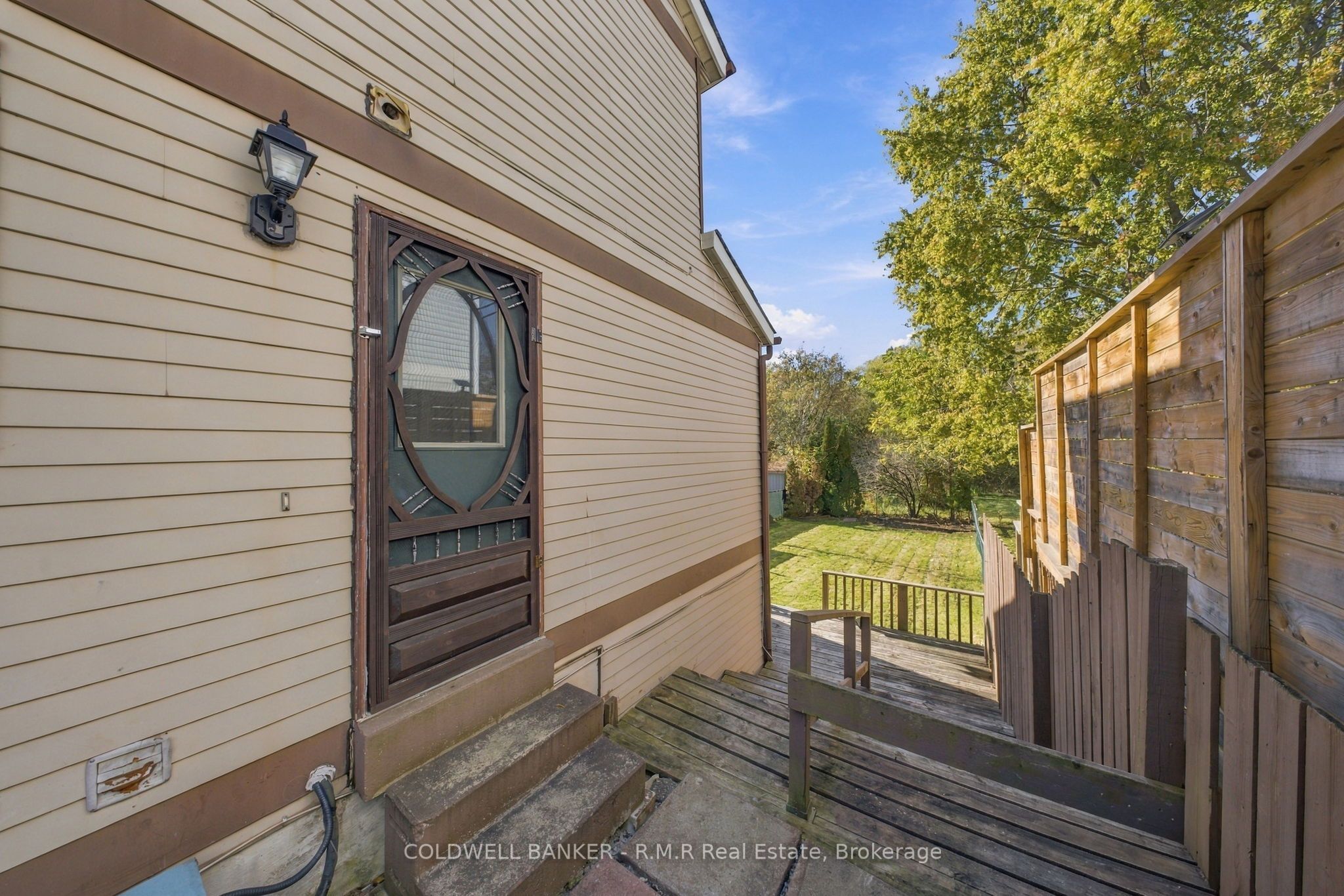 152 Londonderry Street Property Photo 33