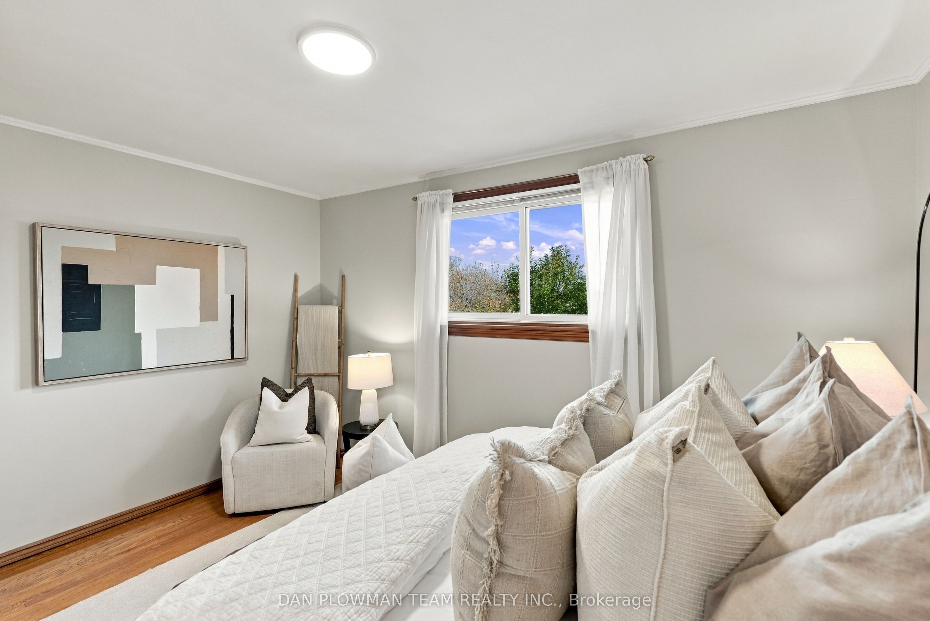 229 Phillip Murray Avenue Property Photo 15