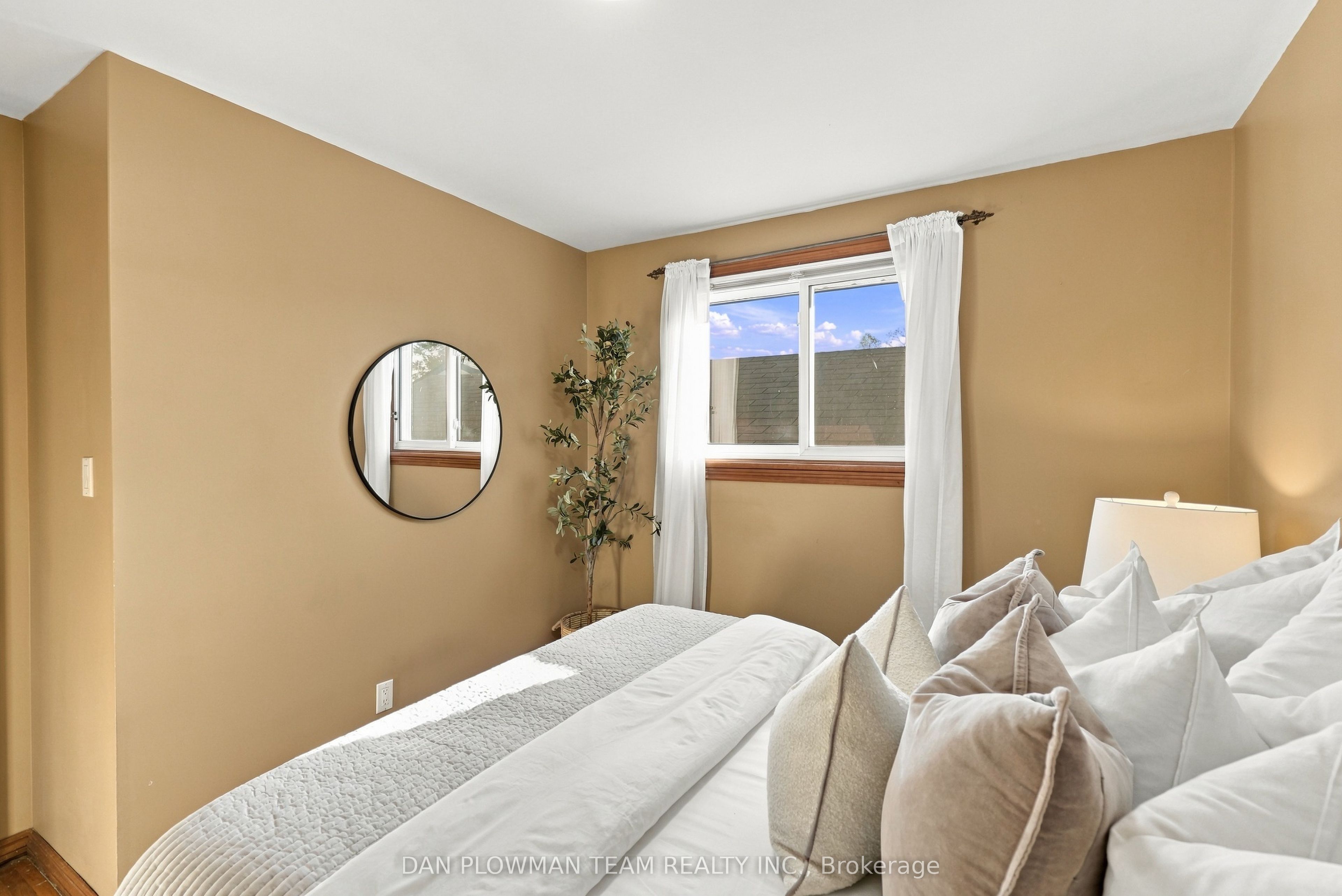 229 Phillip Murray Avenue Property Photo 21
