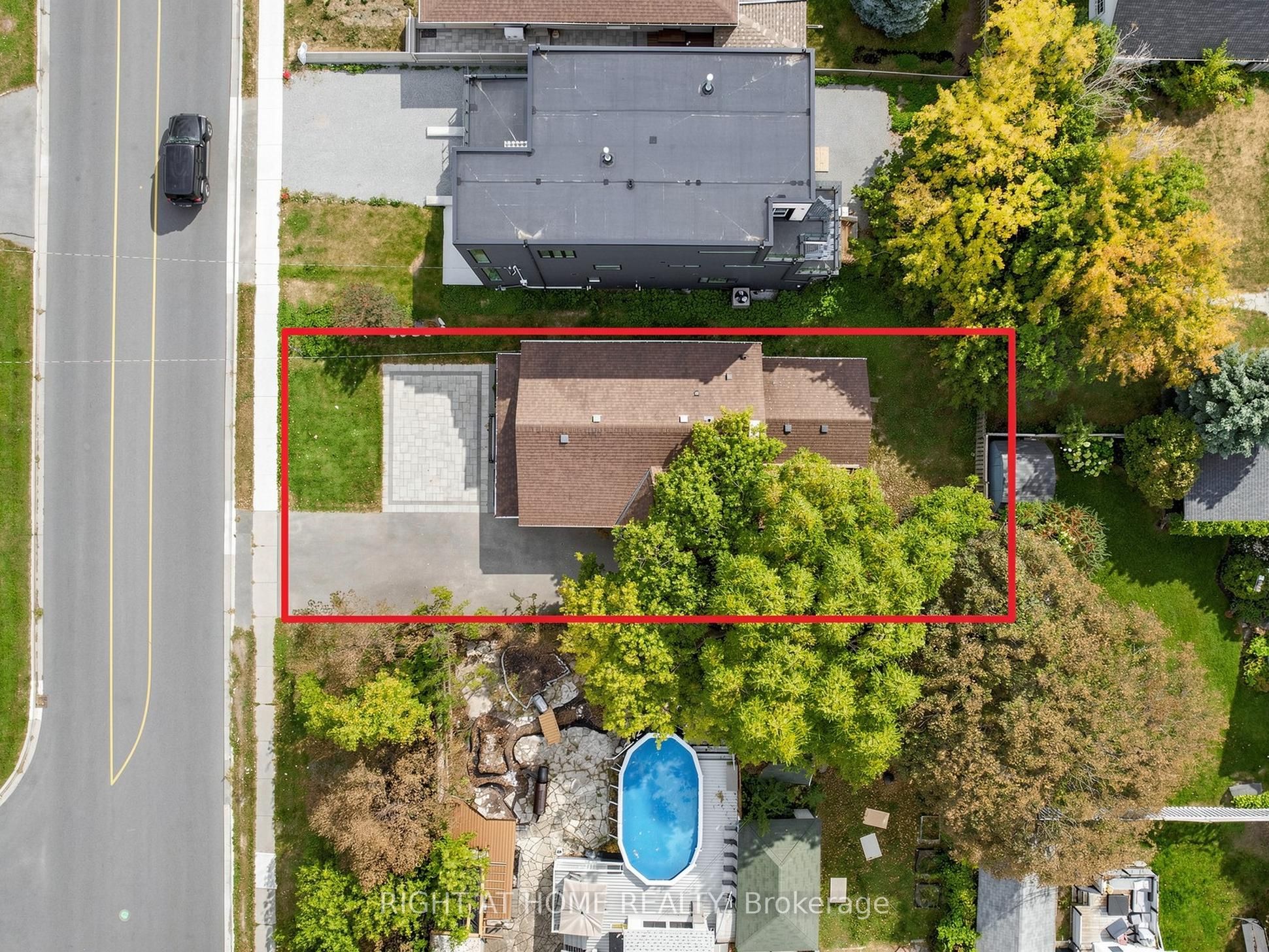 97 Park Road N Property Photo 40