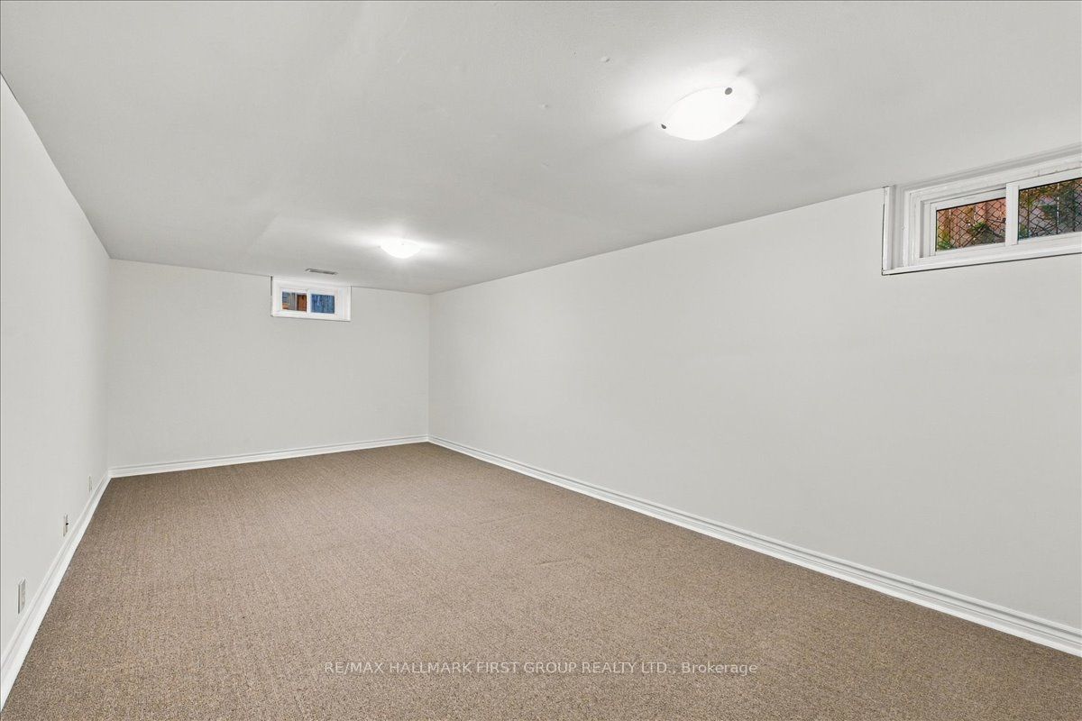 867 Chapleau Drive Property Photo 26