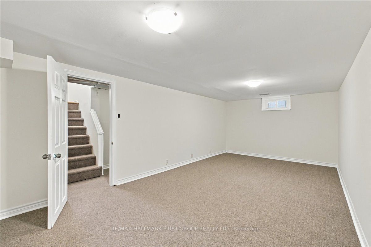 867 Chapleau Drive Property Photo 27