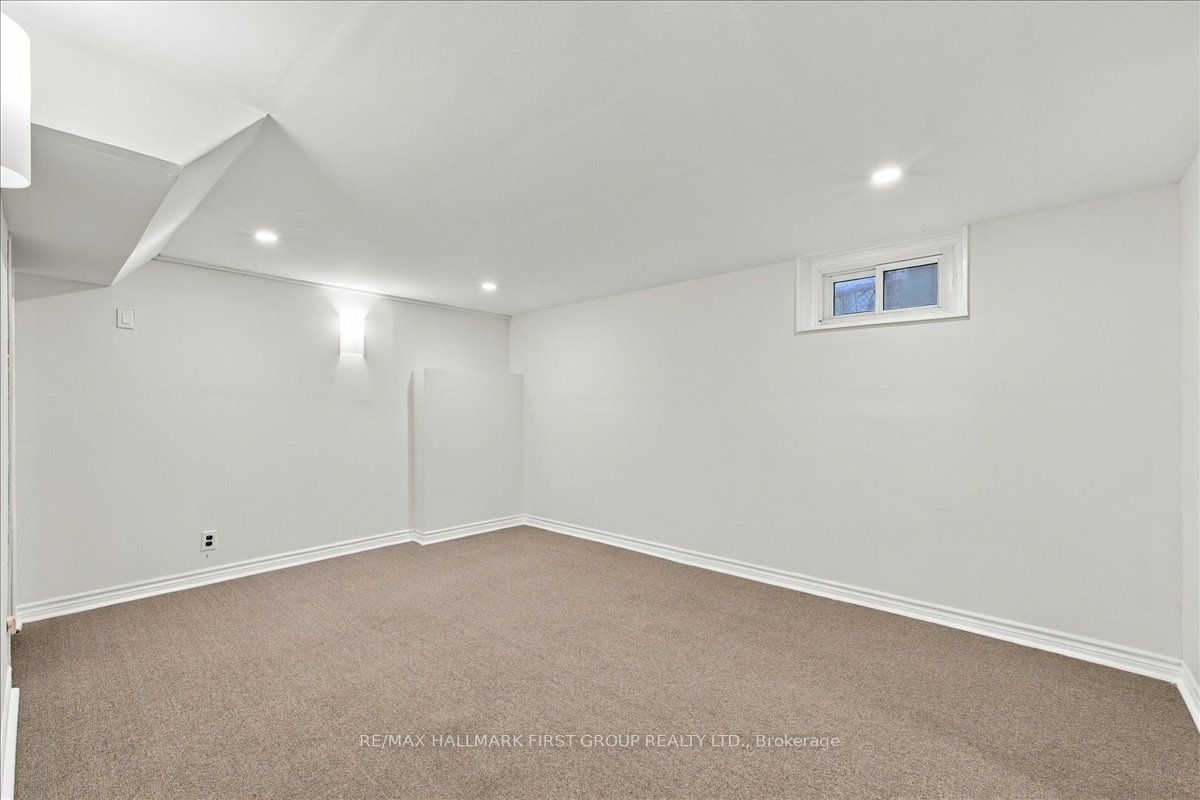 867 Chapleau Drive Property Photo 31