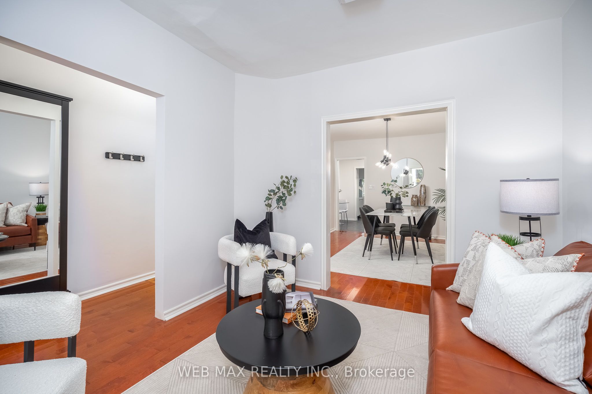 32 Aldergrove Avenue Property Photo 5
