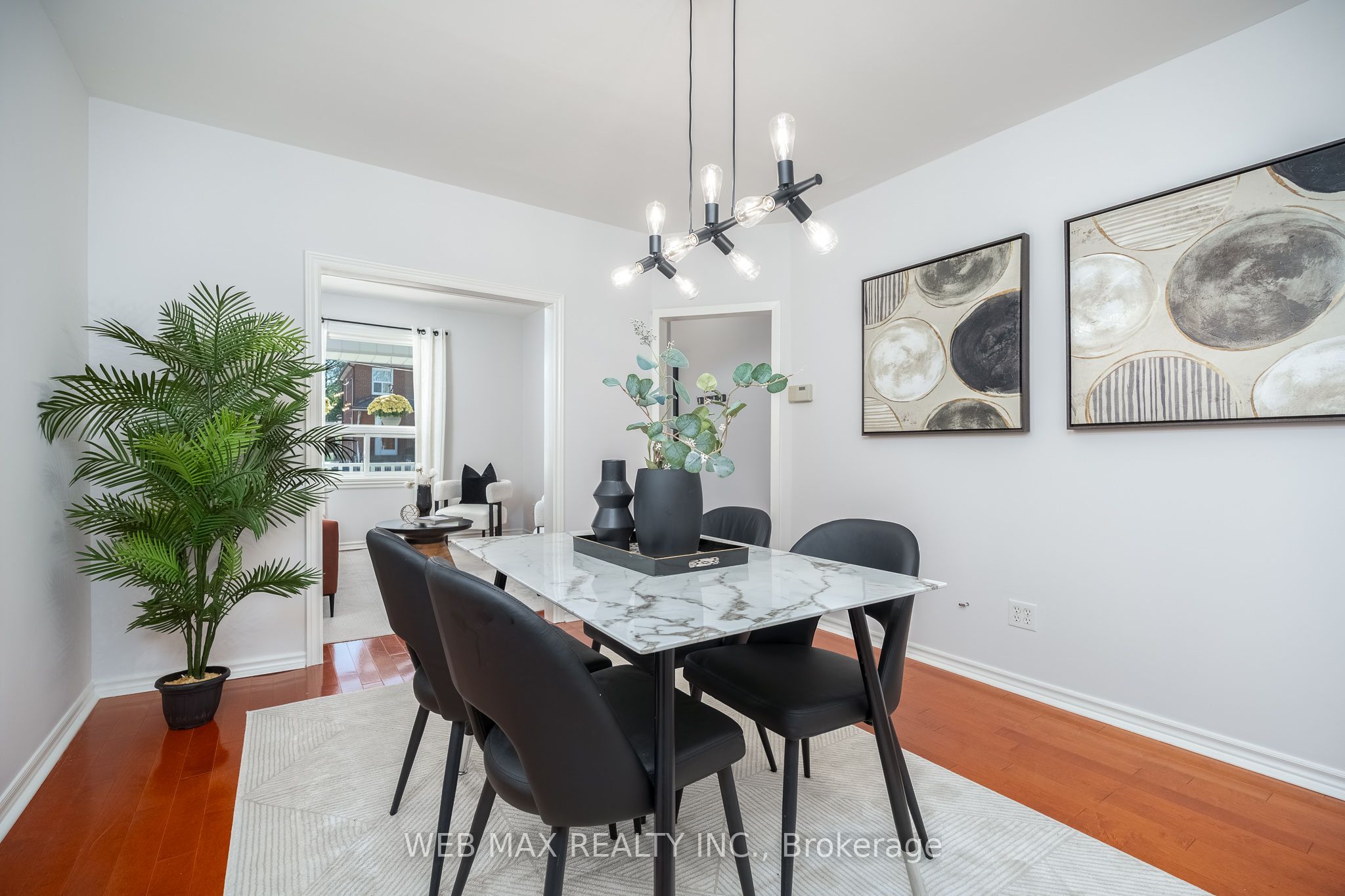 32 Aldergrove Avenue Property Photo 7