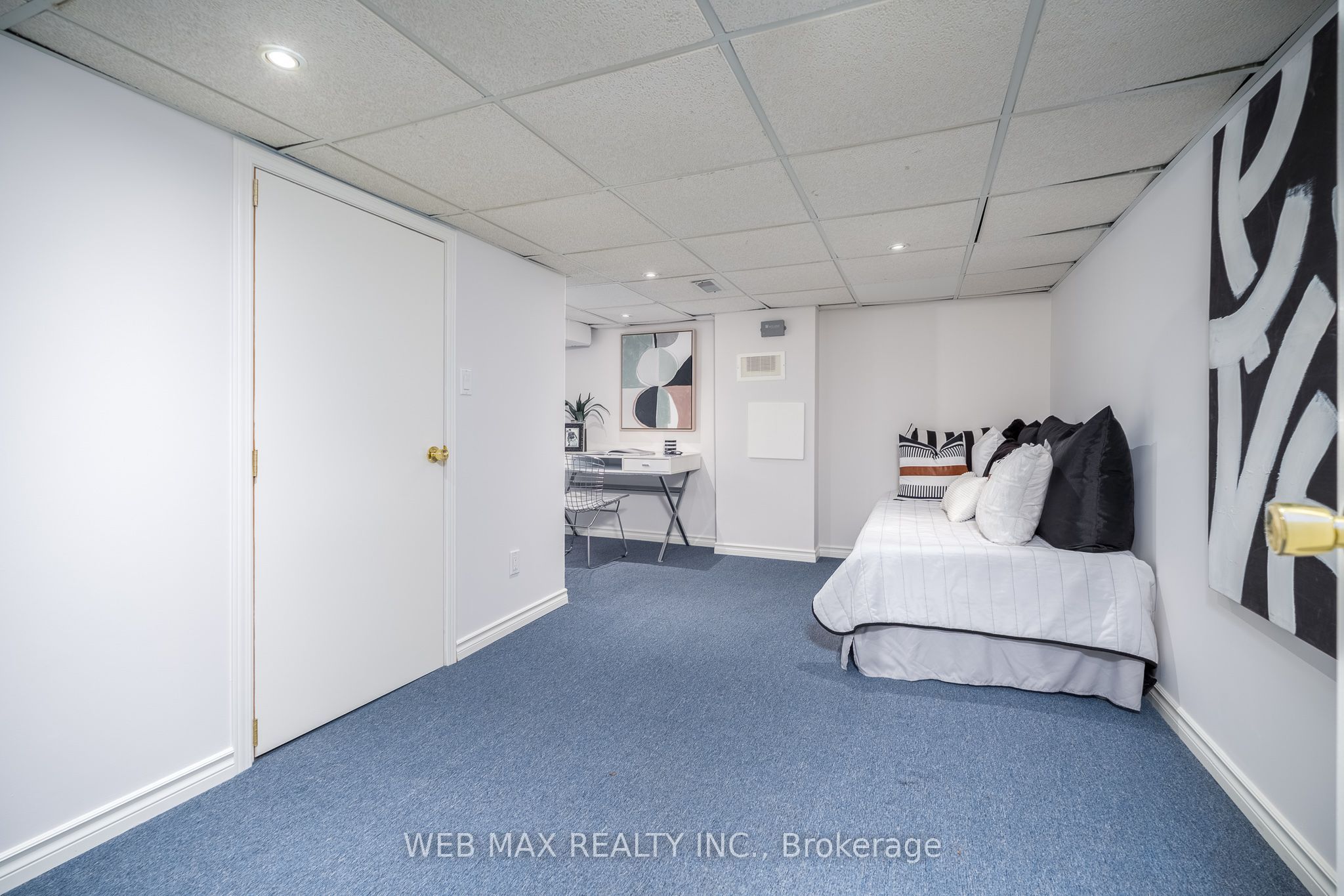 32 Aldergrove Avenue Property Photo 22