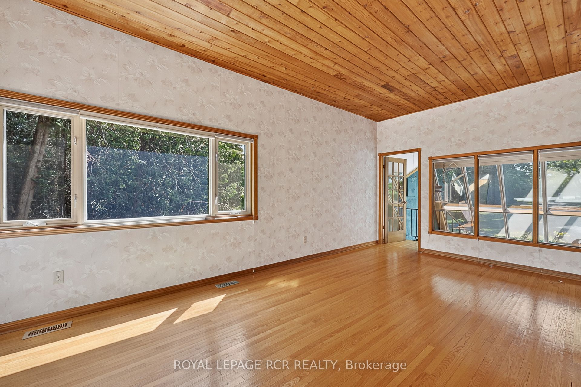 502 Townline Road Property Photo 12