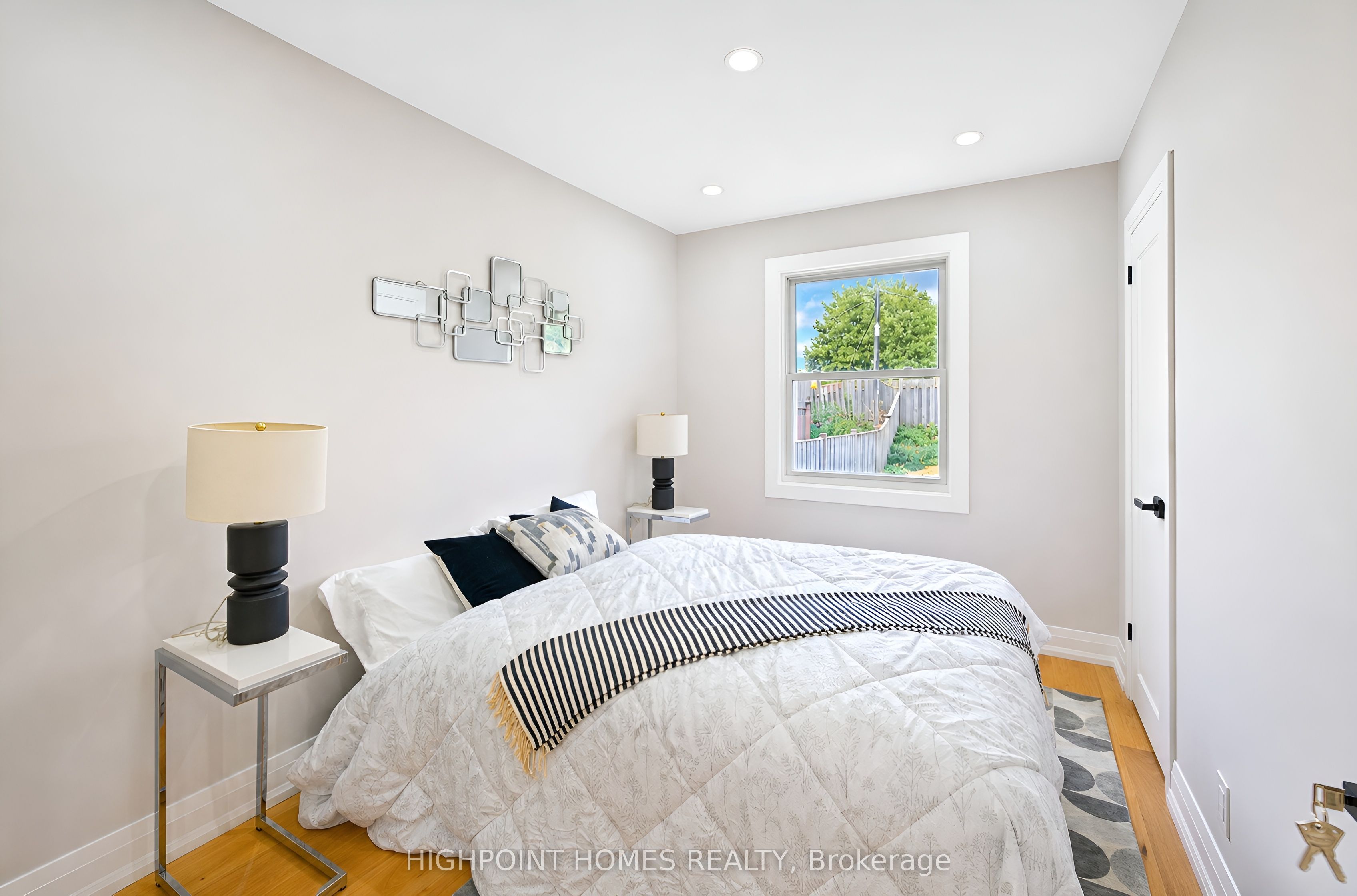 26 Slan Avenue Property Photo 19
