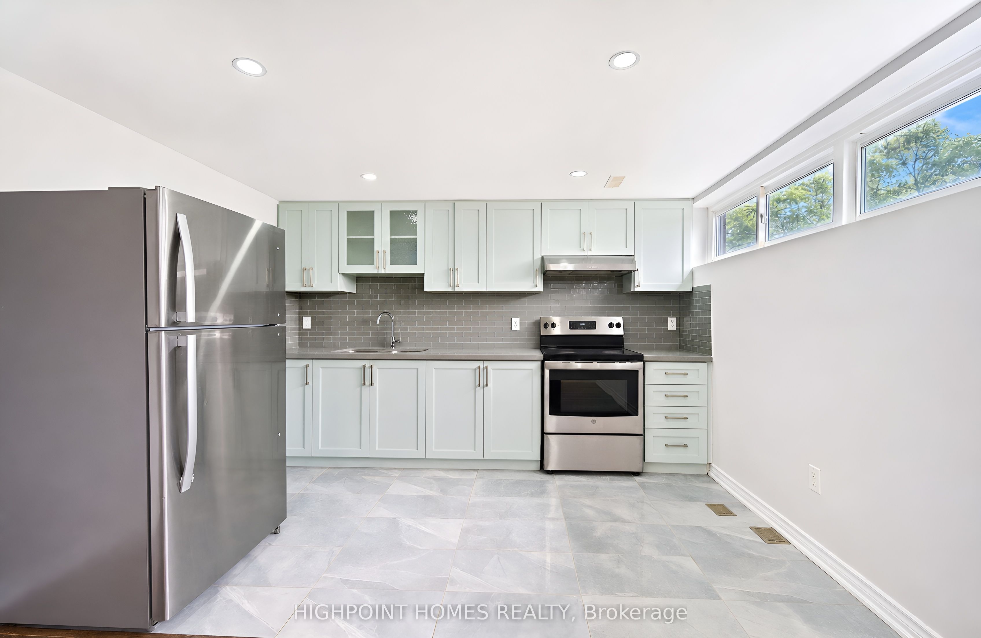 26 Slan Avenue Property Photo 26
