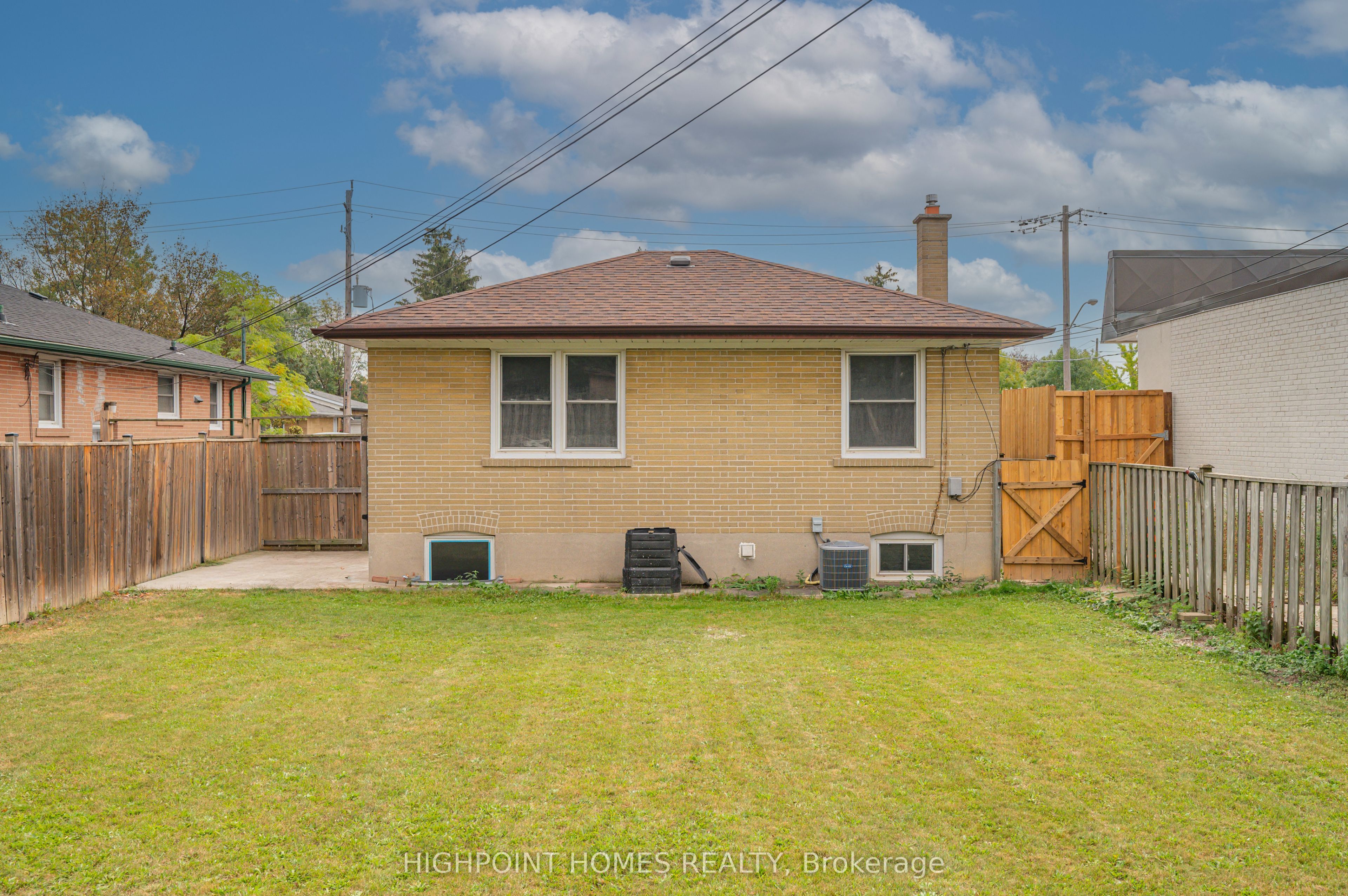 26 Slan Avenue Property Photo 36