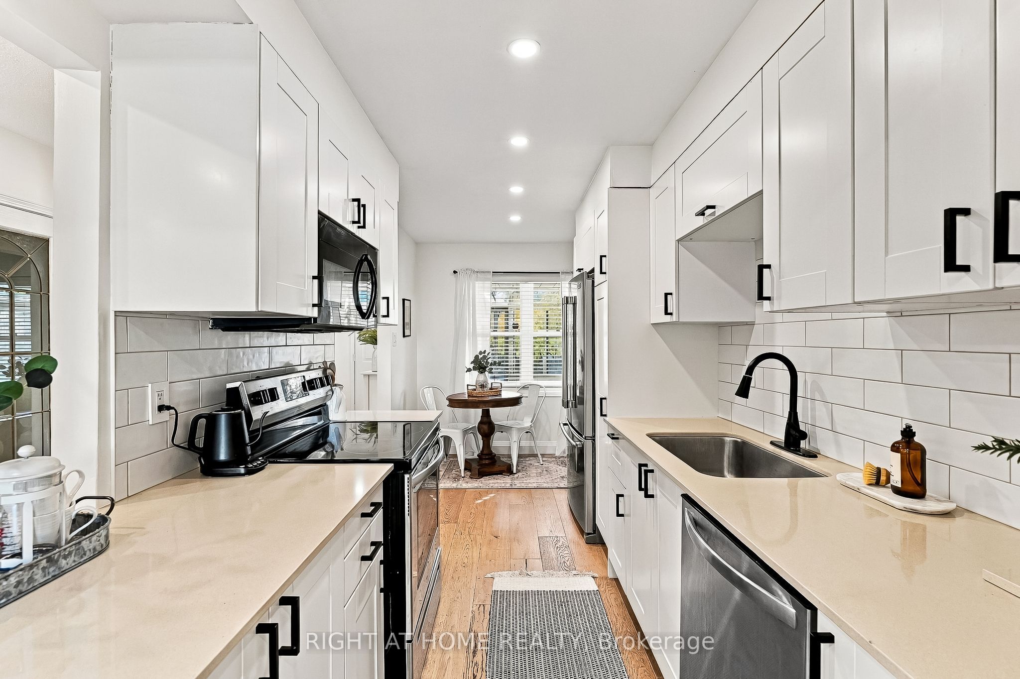 56 Teddington Crescent Property Photo 10