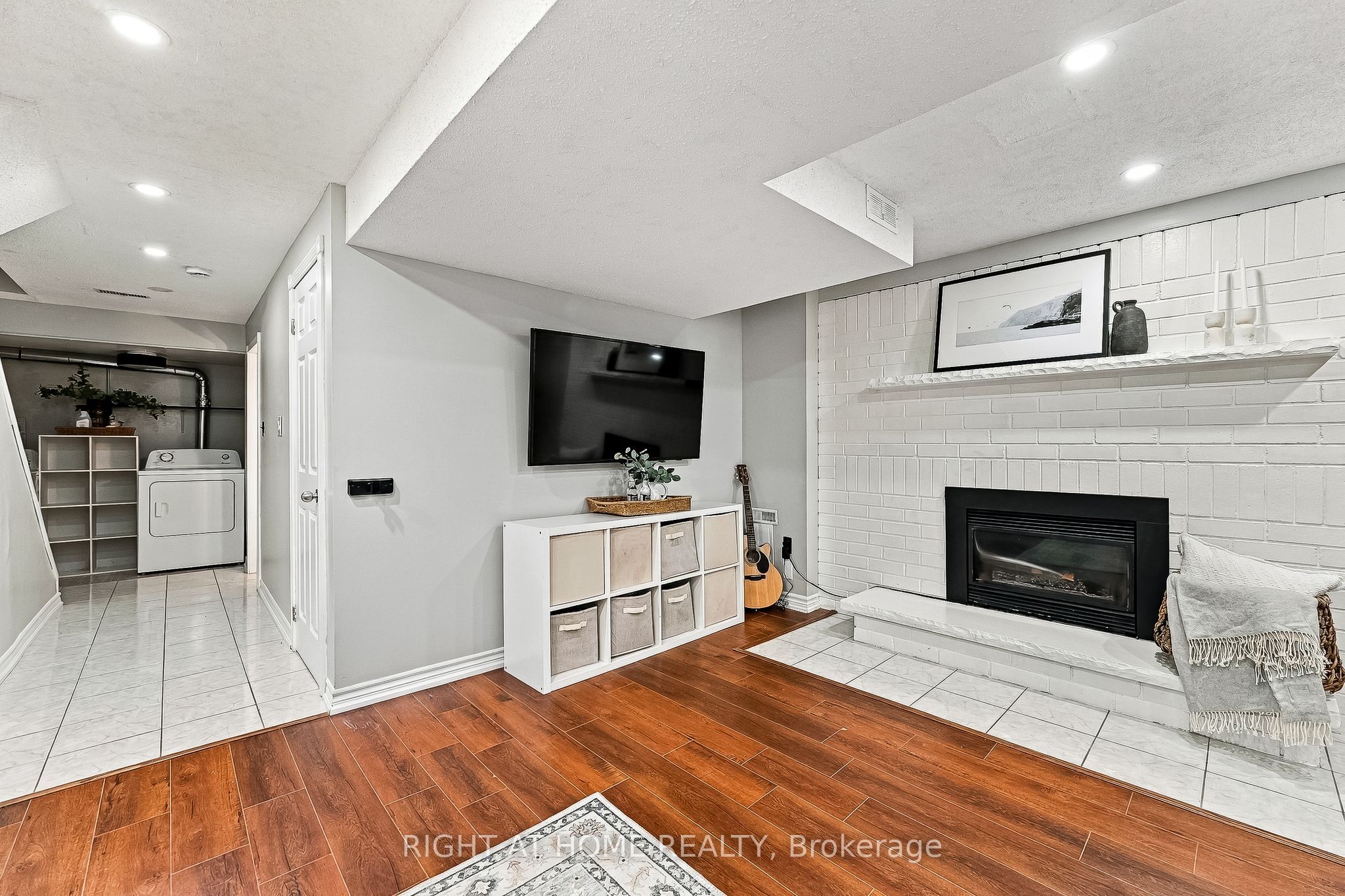 56 Teddington Crescent Property Photo 31