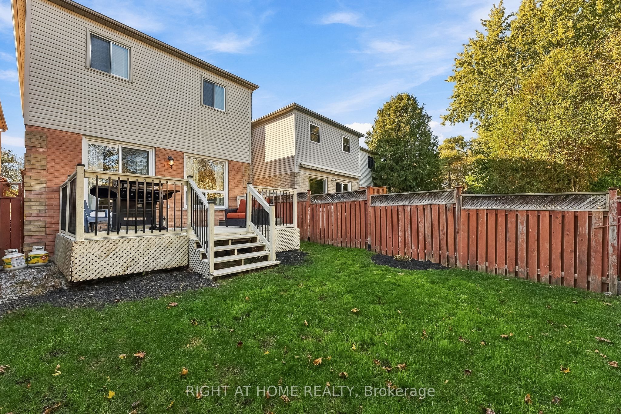 56 Teddington Crescent Property Photo 41