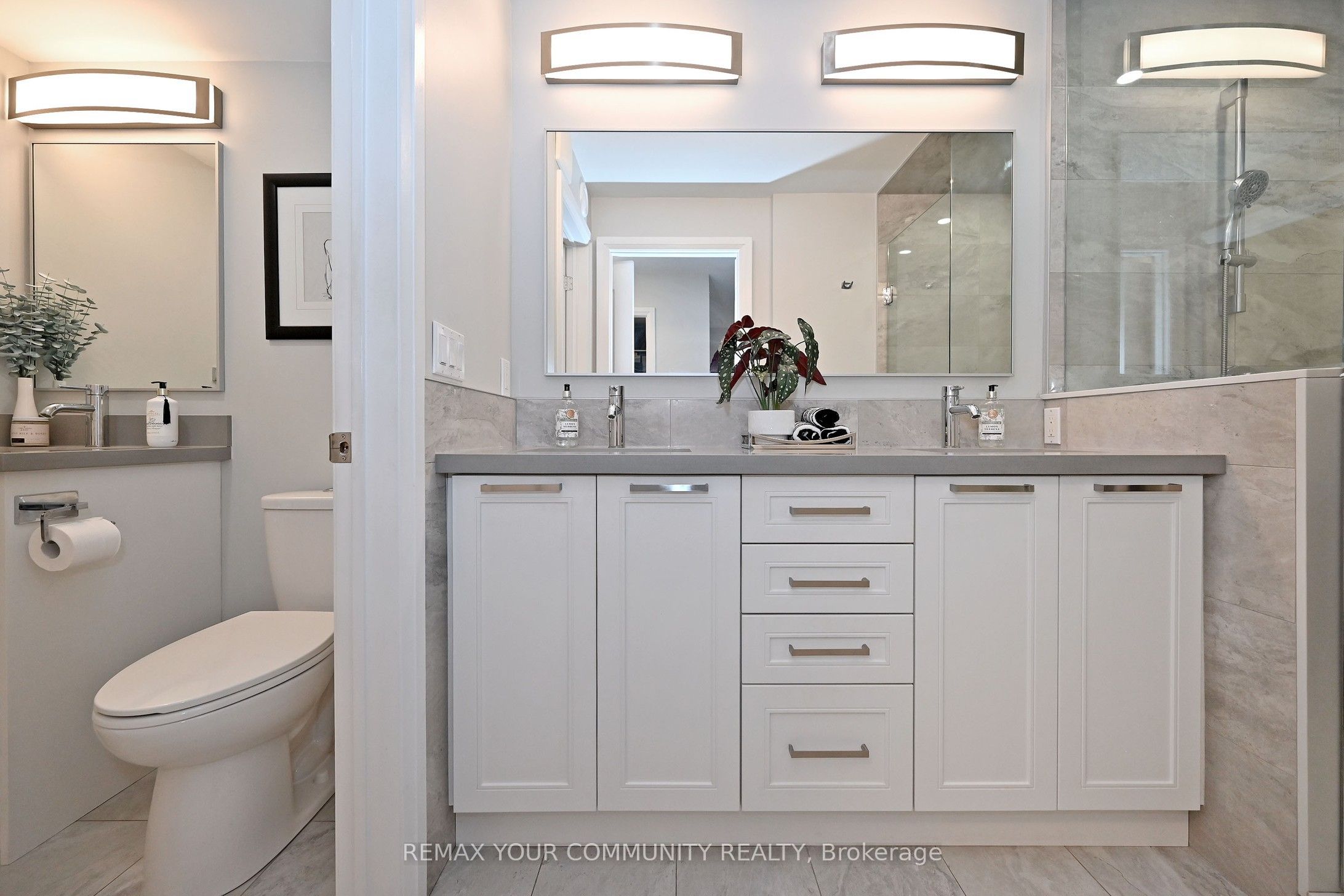 1400 The Esplanade N 805 Property Photo 22