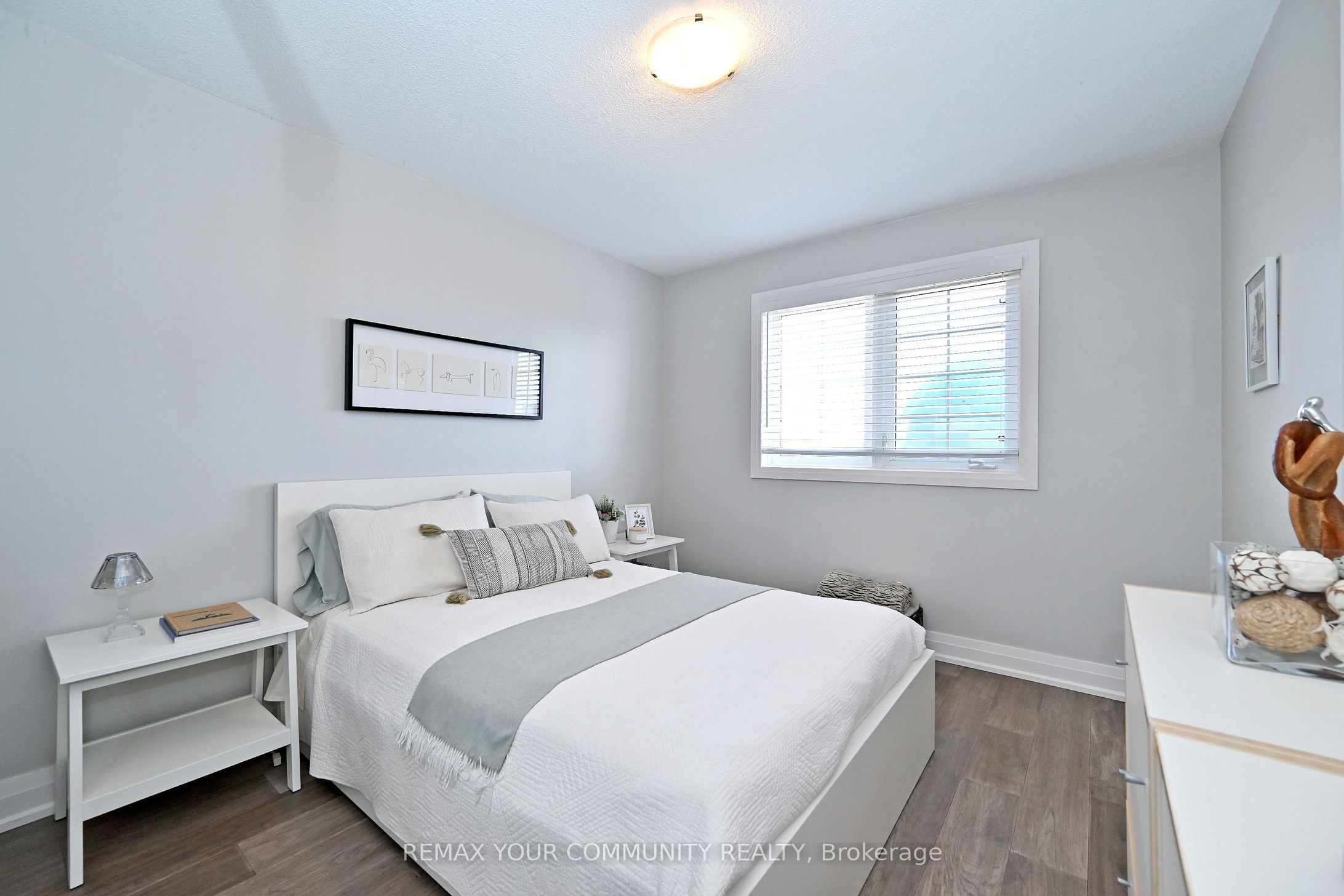 1400 The Esplanade N 805 Property Photo 32