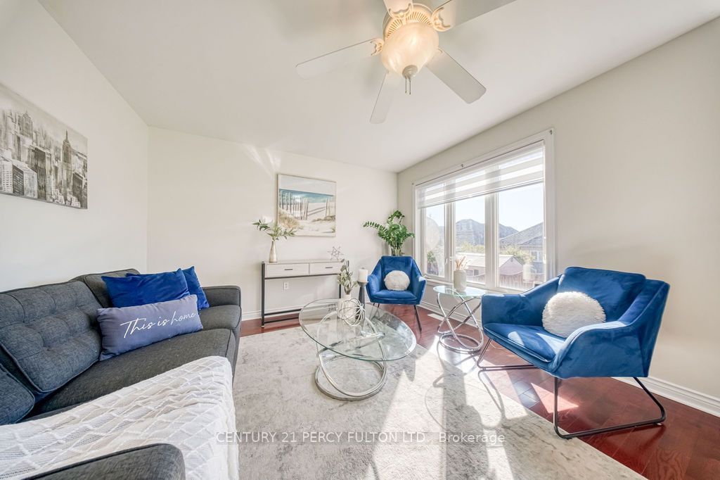 26 Root Crescent Property Photo 16