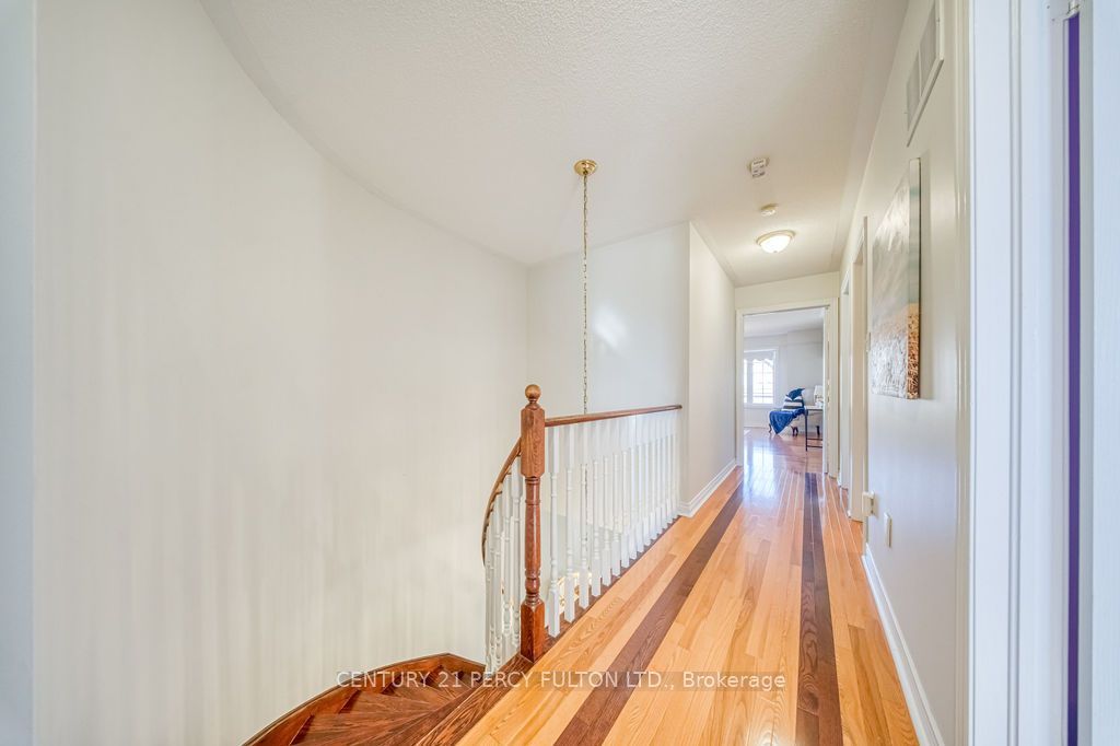 26 Root Crescent Property Photo 20