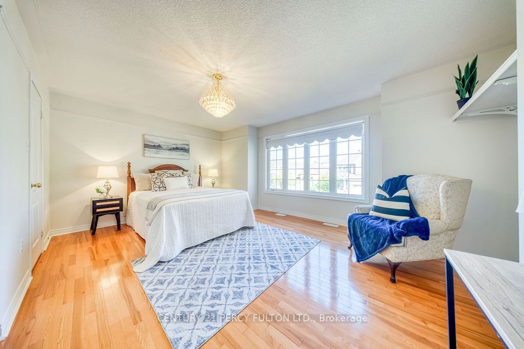26 Root Crescent Property Photo 21