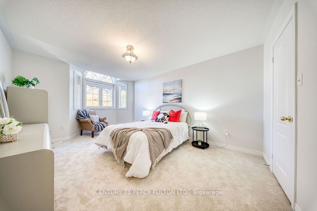 26 Root Crescent Property Photo 26