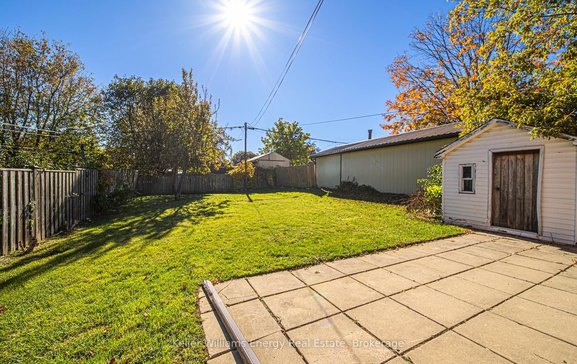 381 Conant Street Property Photo 5
