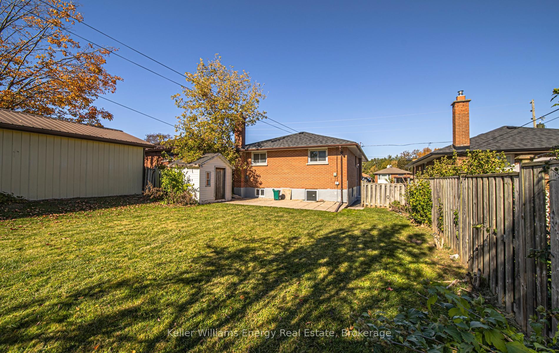 381 Conant Street Property Photo 6
